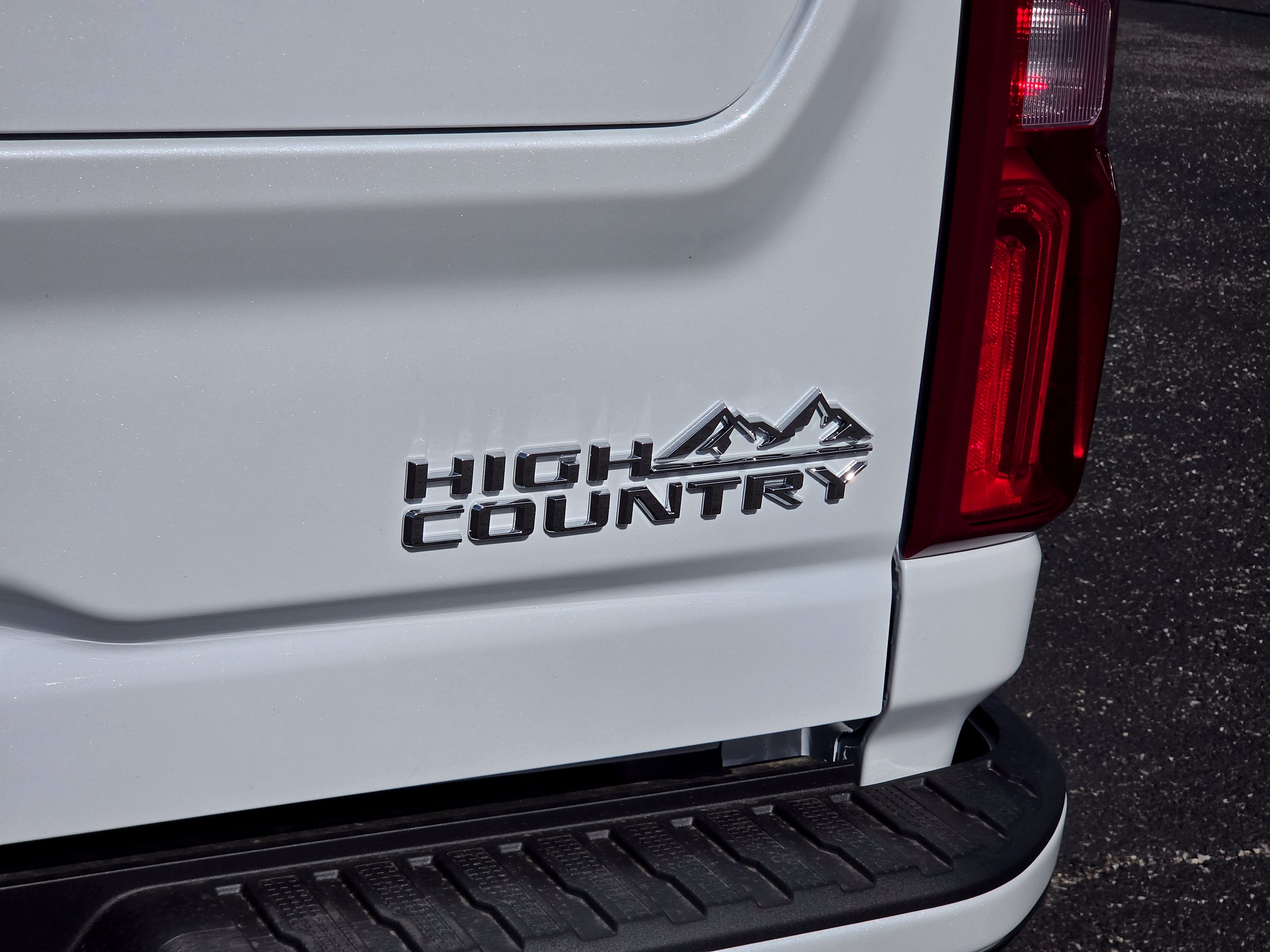 2026 Chevrolet Silverado 3500 HD High Country DRW