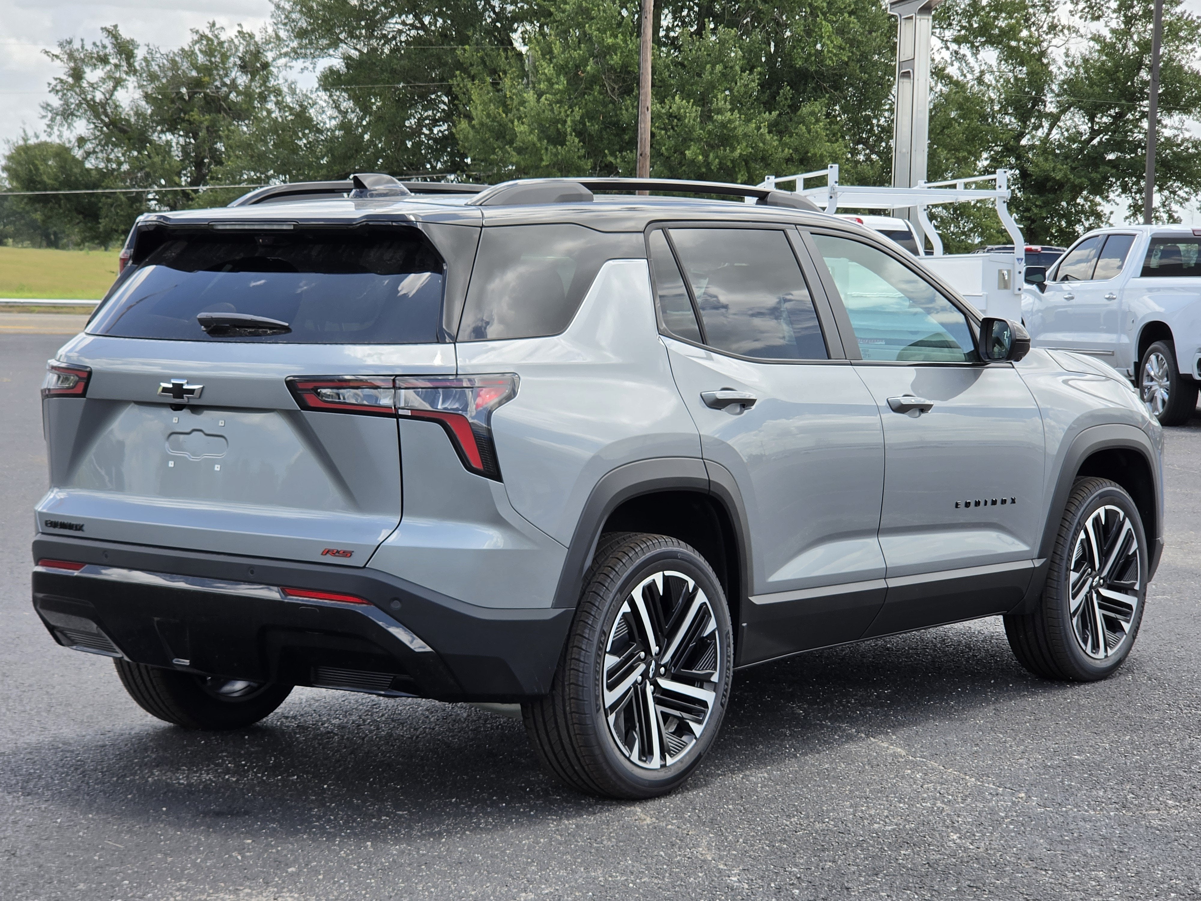 2027 Chevrolet Equinox FWD RS
