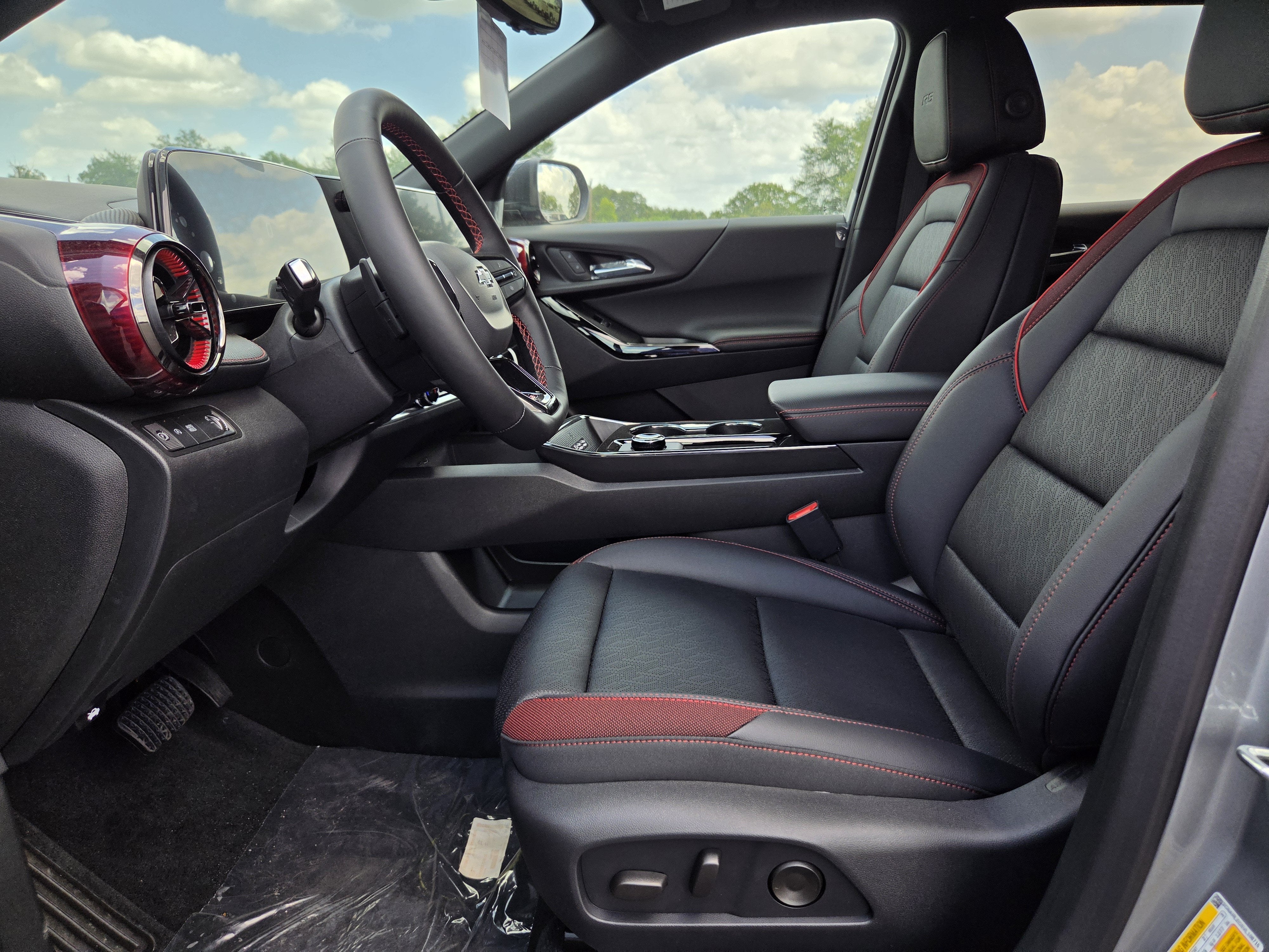 2027 Chevrolet Equinox FWD RS