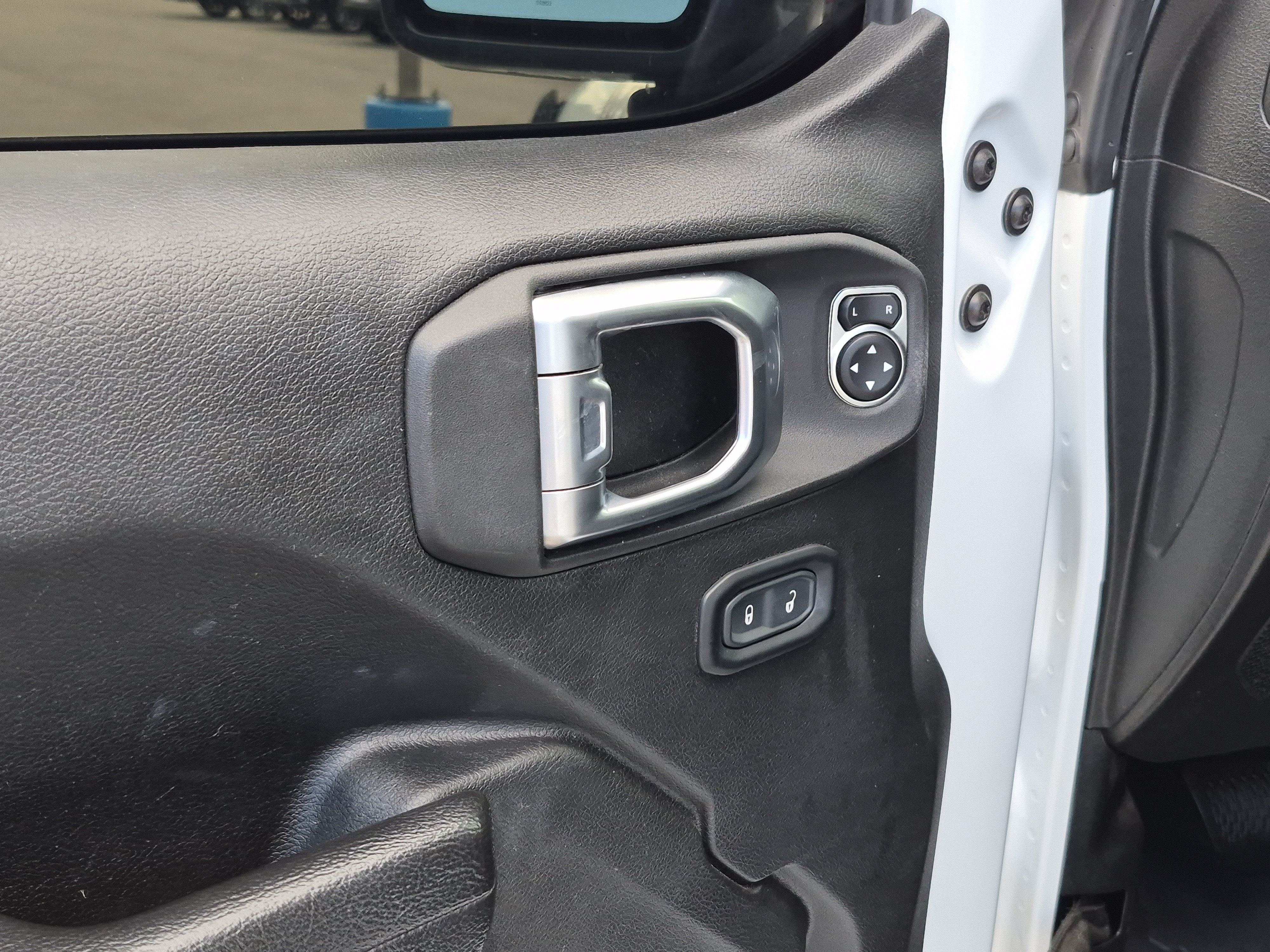 2022 Jeep Gladiator Willys