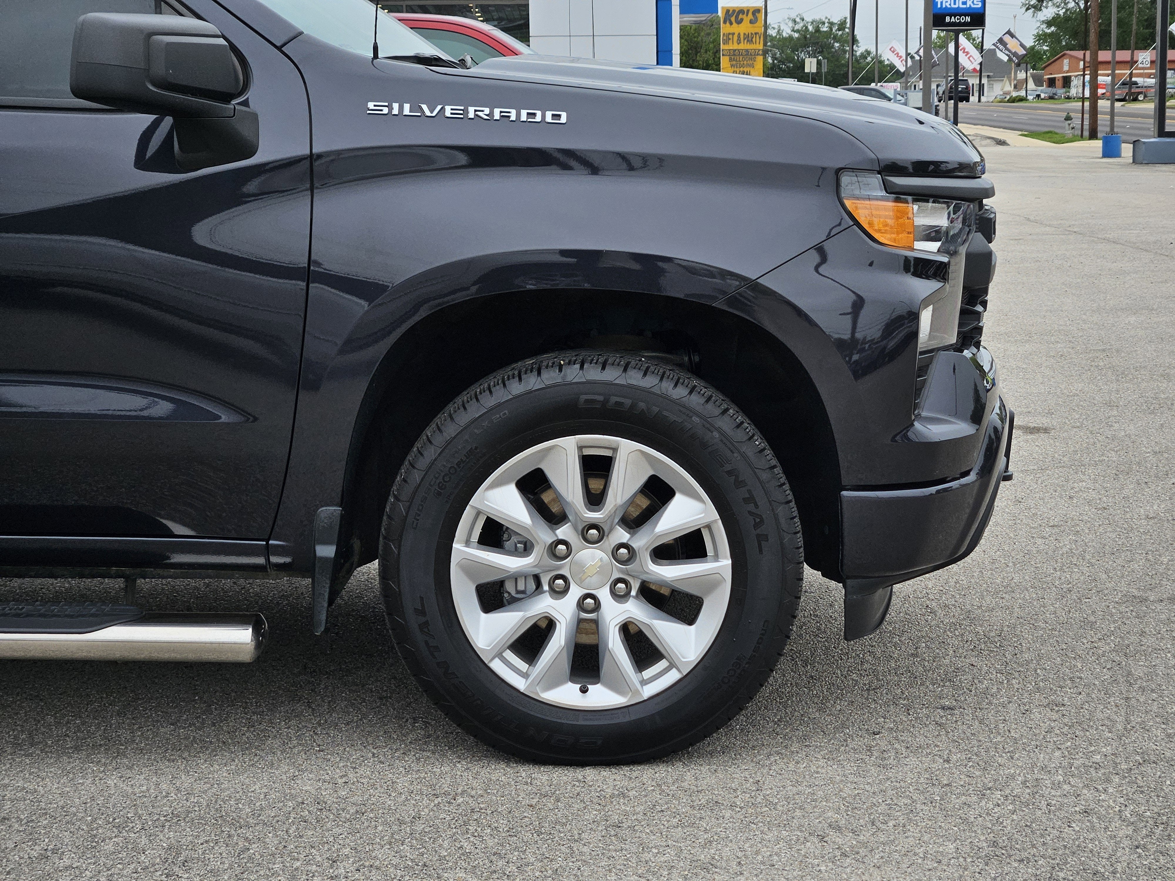 2022 Chevrolet Silverado 1500 Custom