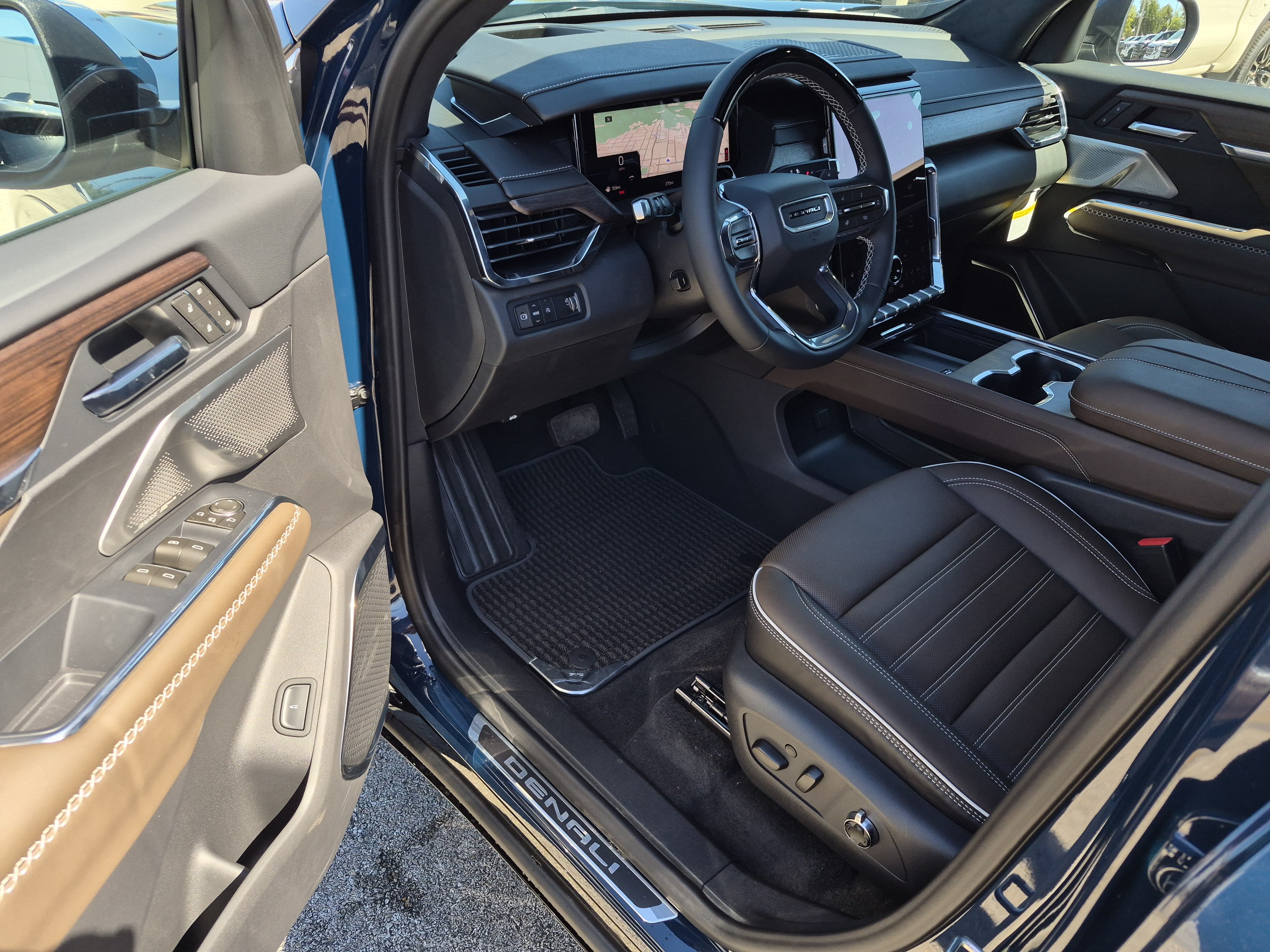 2027 GMC Acadia Denali Ultimate