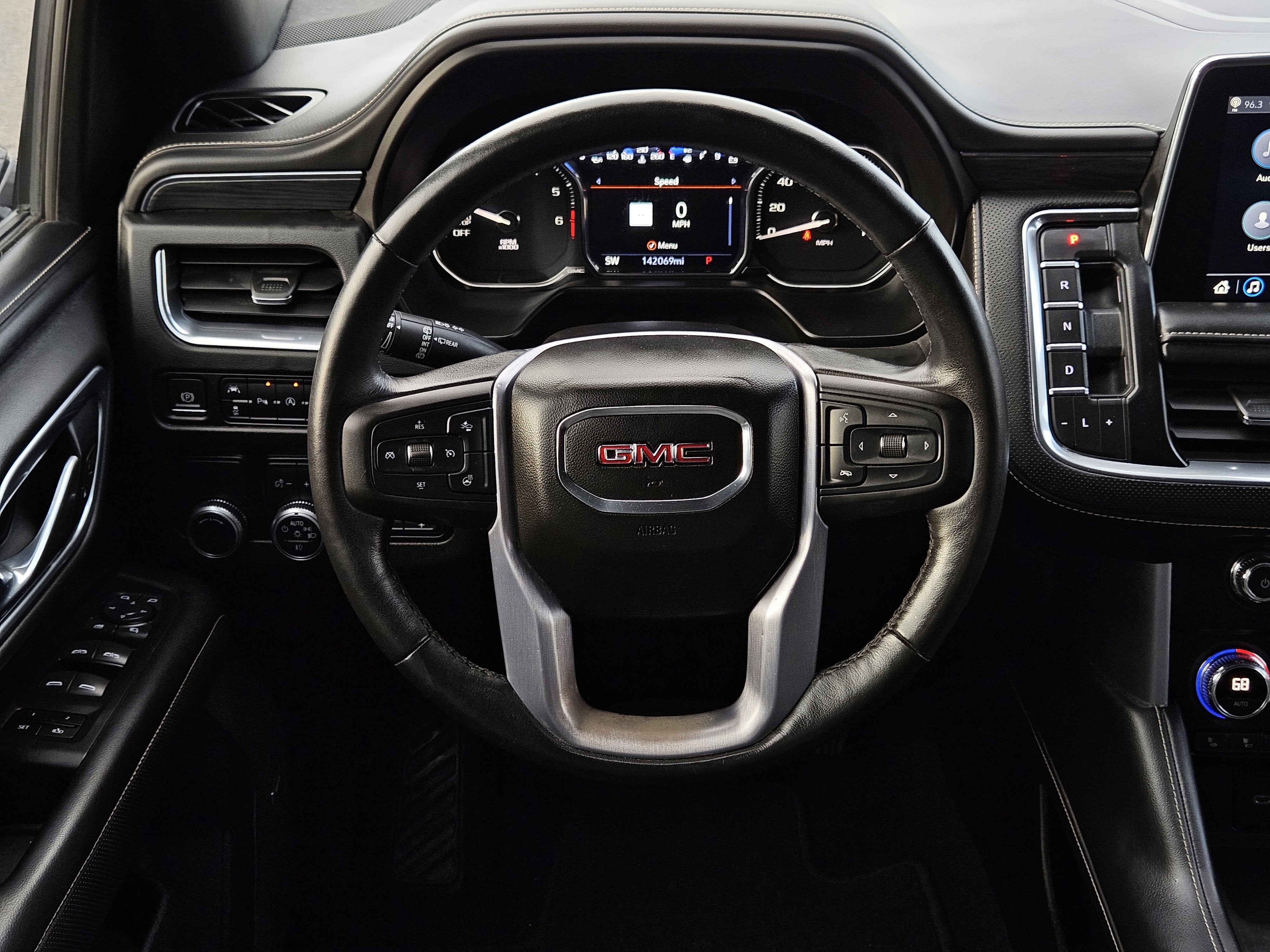 2021 GMC Yukon SLT
