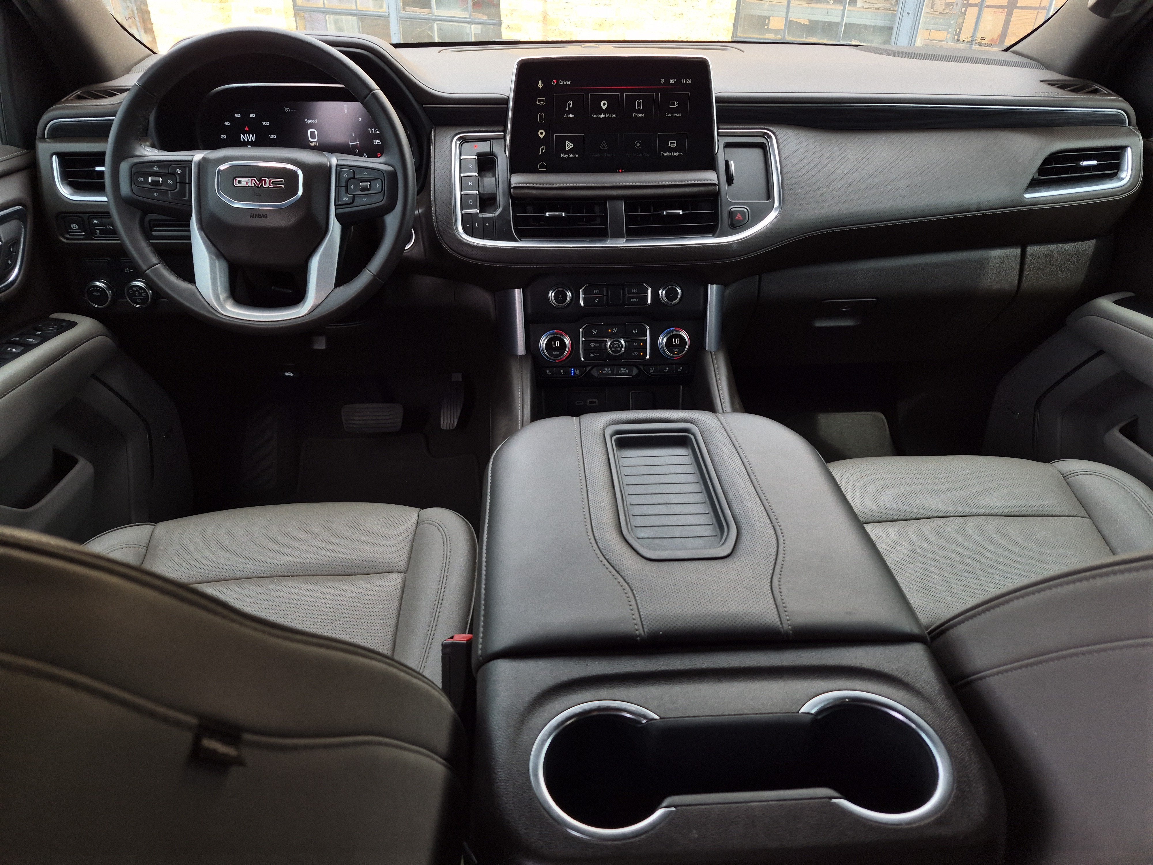 2024 GMC Yukon SLT