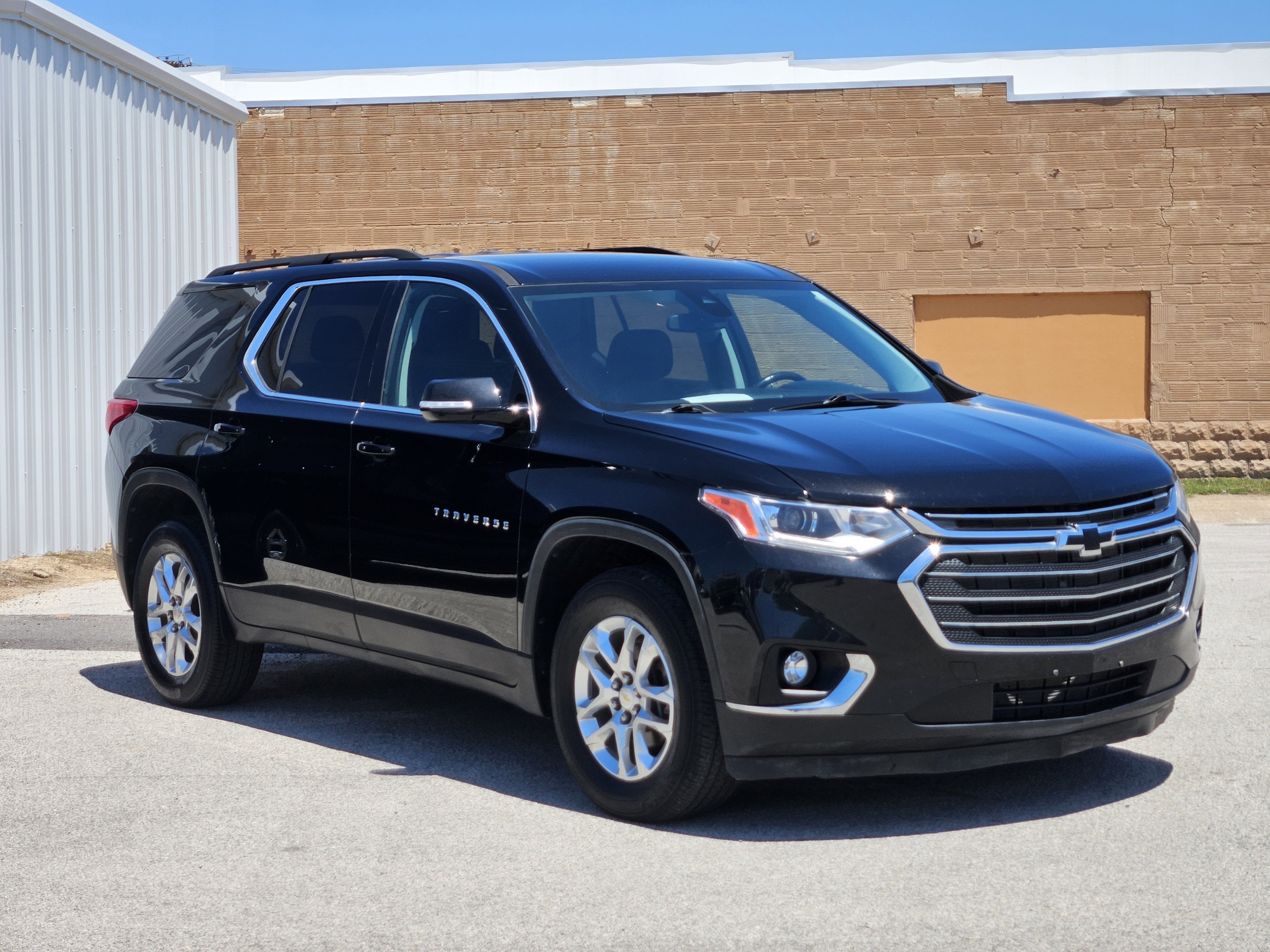 2020 Chevrolet Traverse LT Cloth