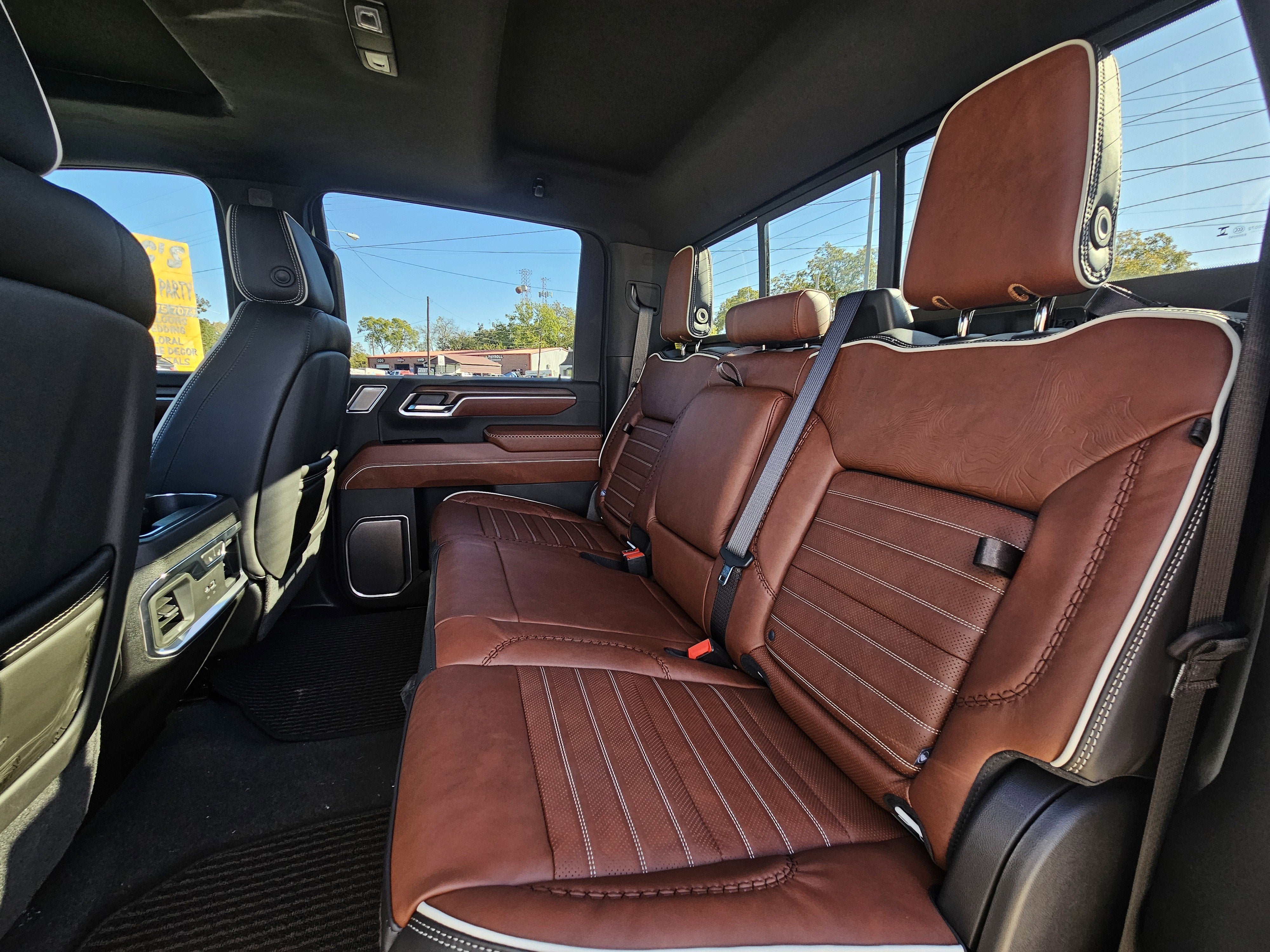 2026 GMC Sierra 3500 HD Denali Ultimate DRW