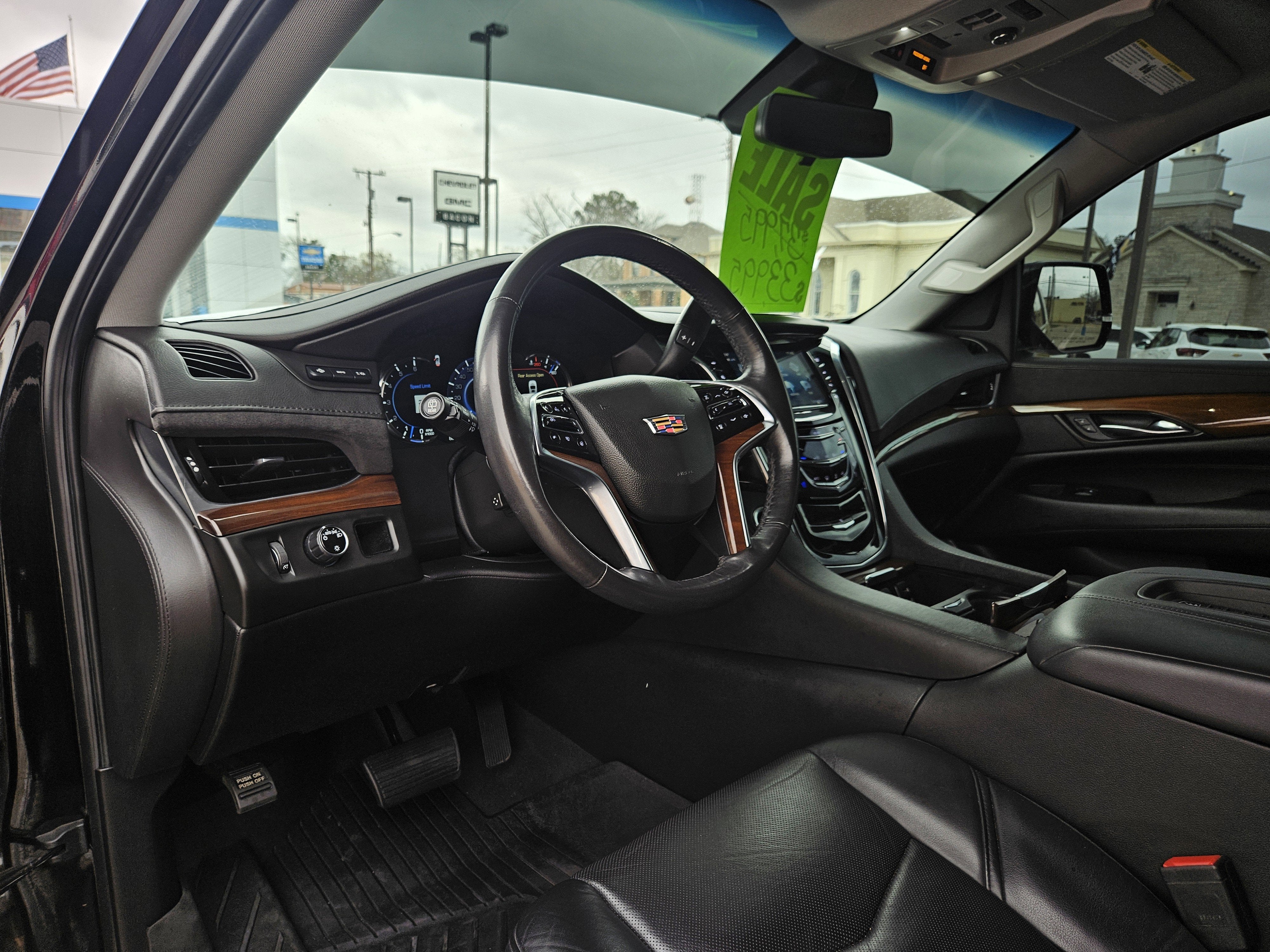 2020 Cadillac Escalade Luxury