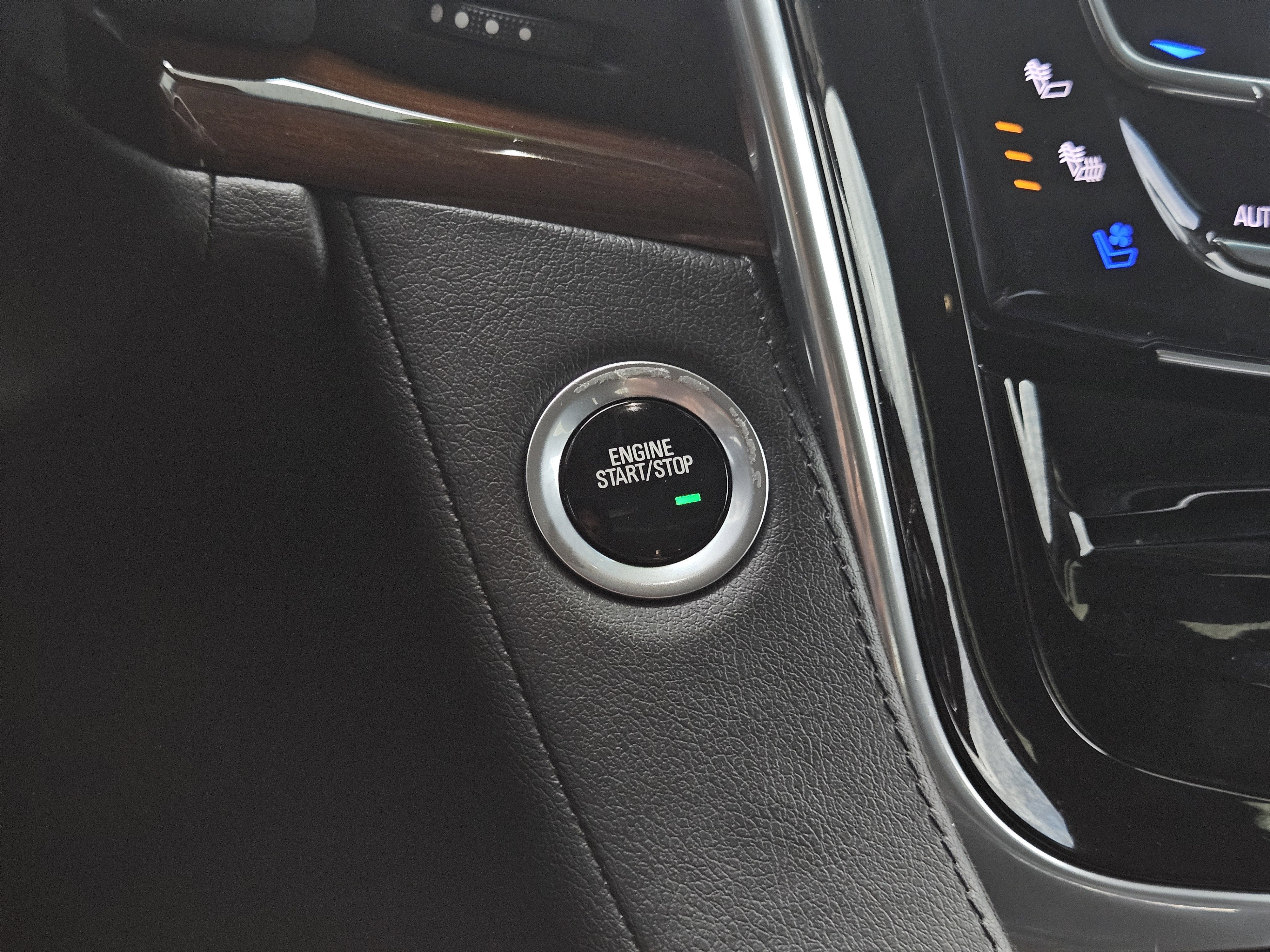 2020 Cadillac Escalade Luxury