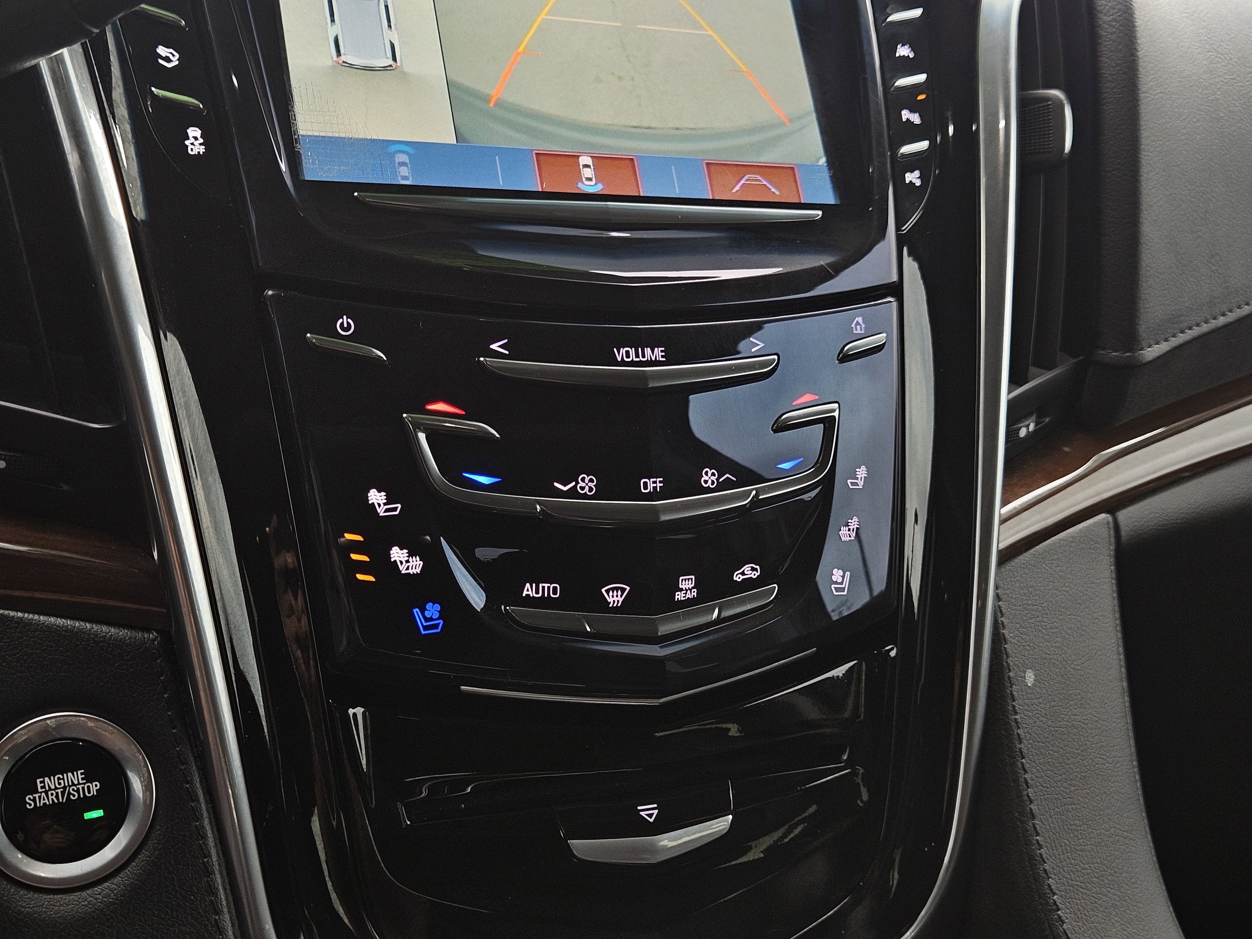 2020 Cadillac Escalade Luxury