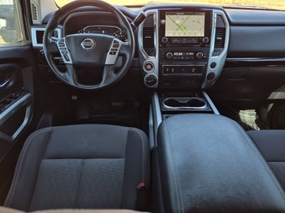 2021 Nissan Titan SV