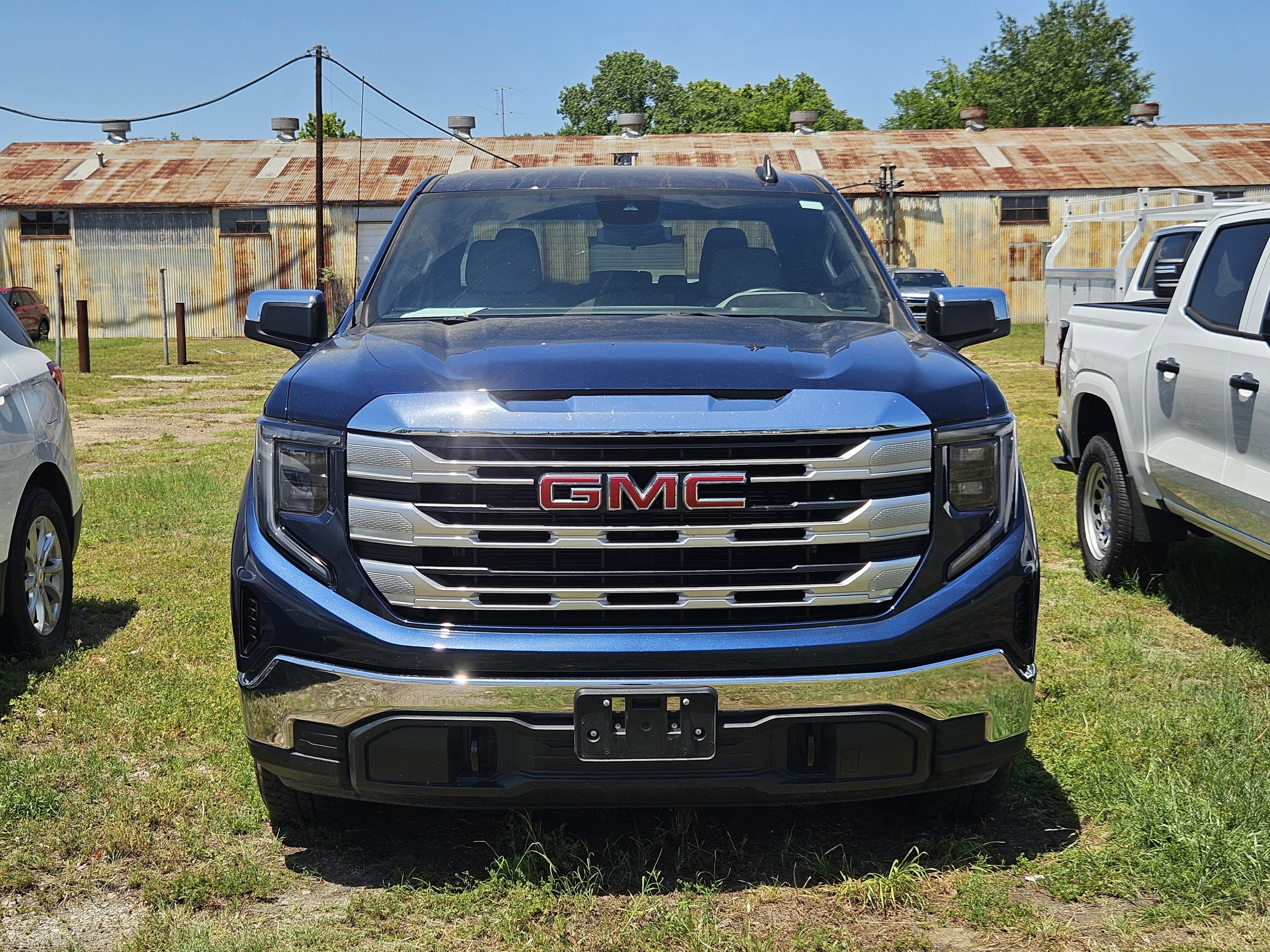 2023 GMC Sierra 1500 SLE