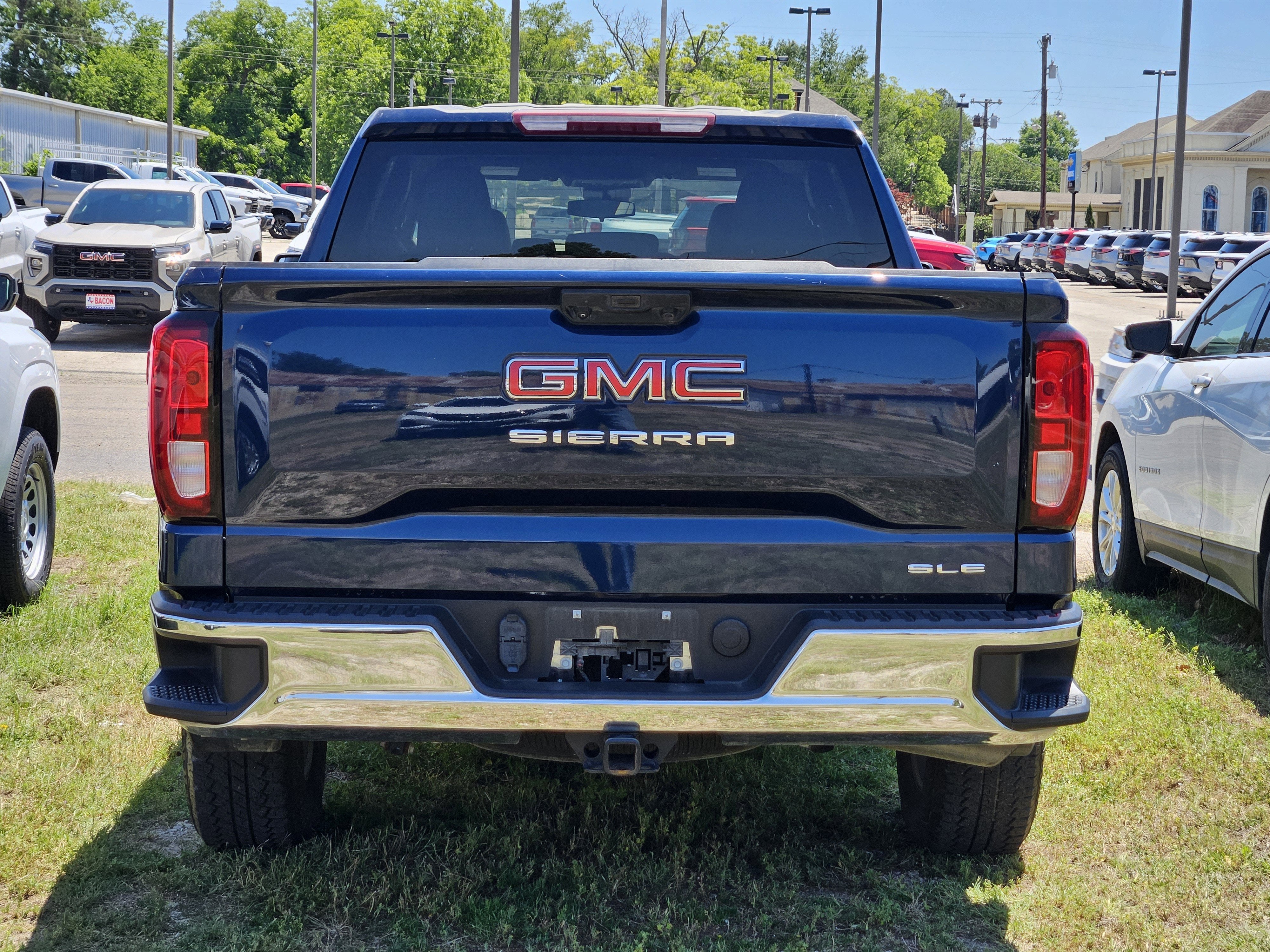 2023 GMC Sierra 1500 SLE