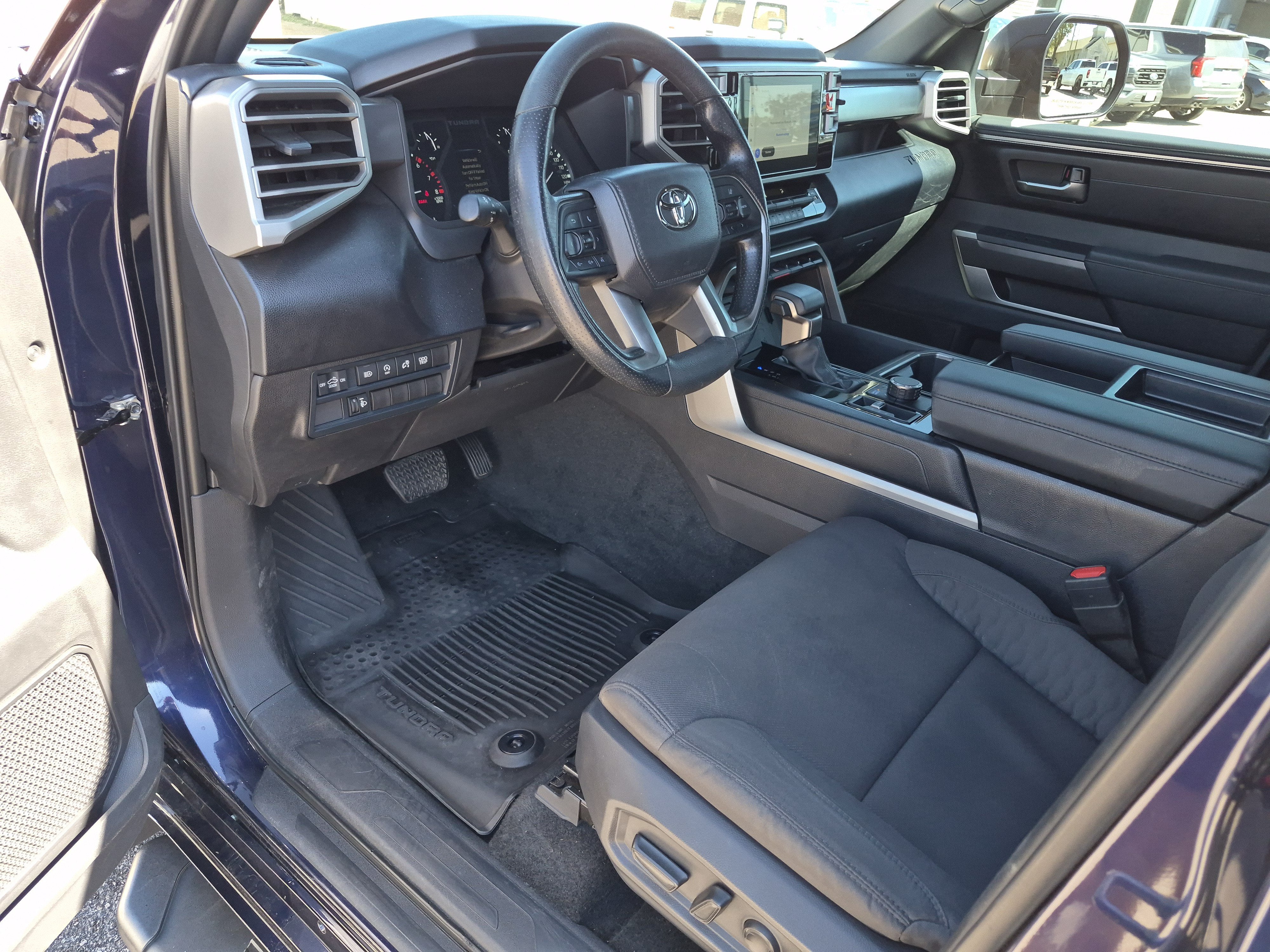 2025 Toyota Tundra 4WD SR