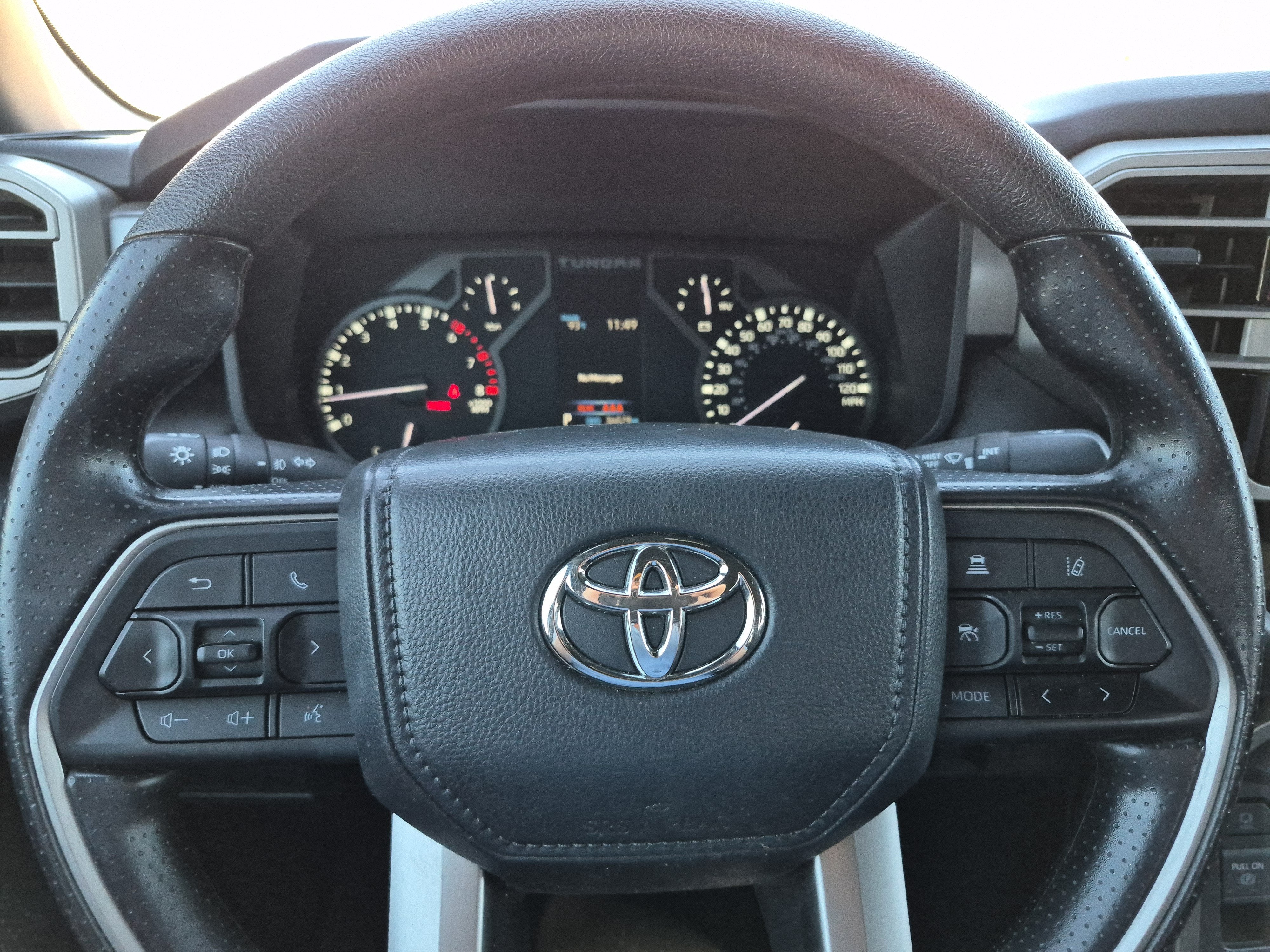 2025 Toyota Tundra 4WD SR