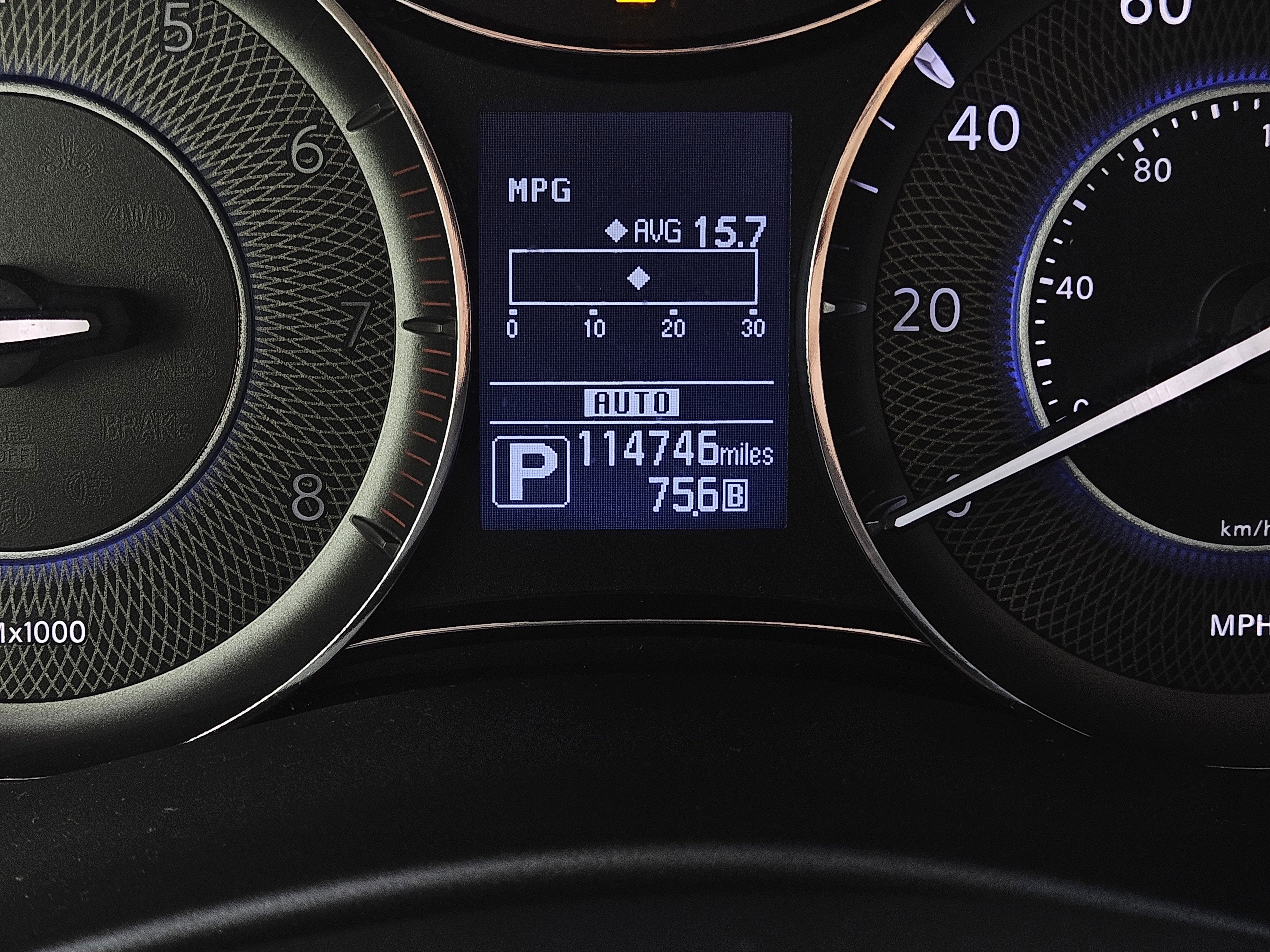 2019 INFINITI QX80 LUXE