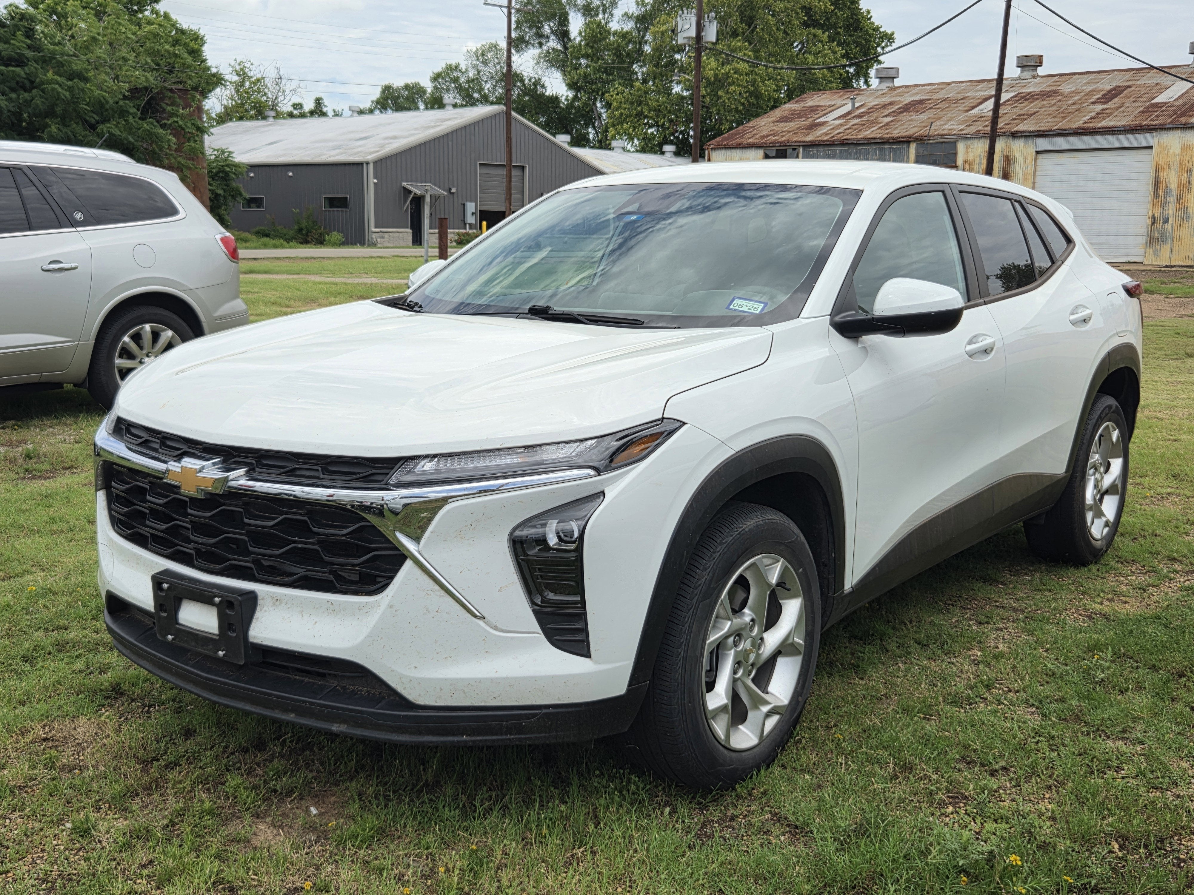 2025 Chevrolet Trax LS