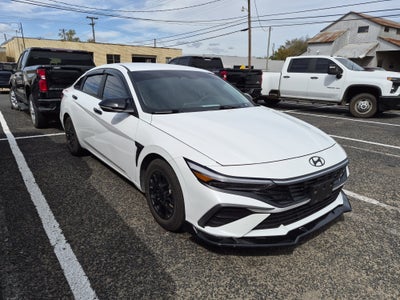 2024 Hyundai Elantra SE