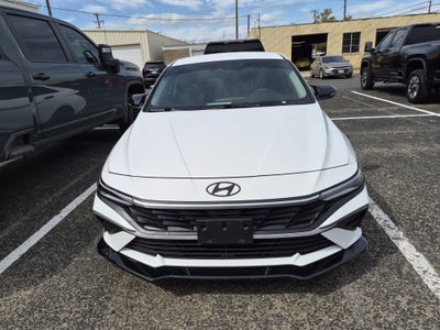2024 Hyundai Elantra SE