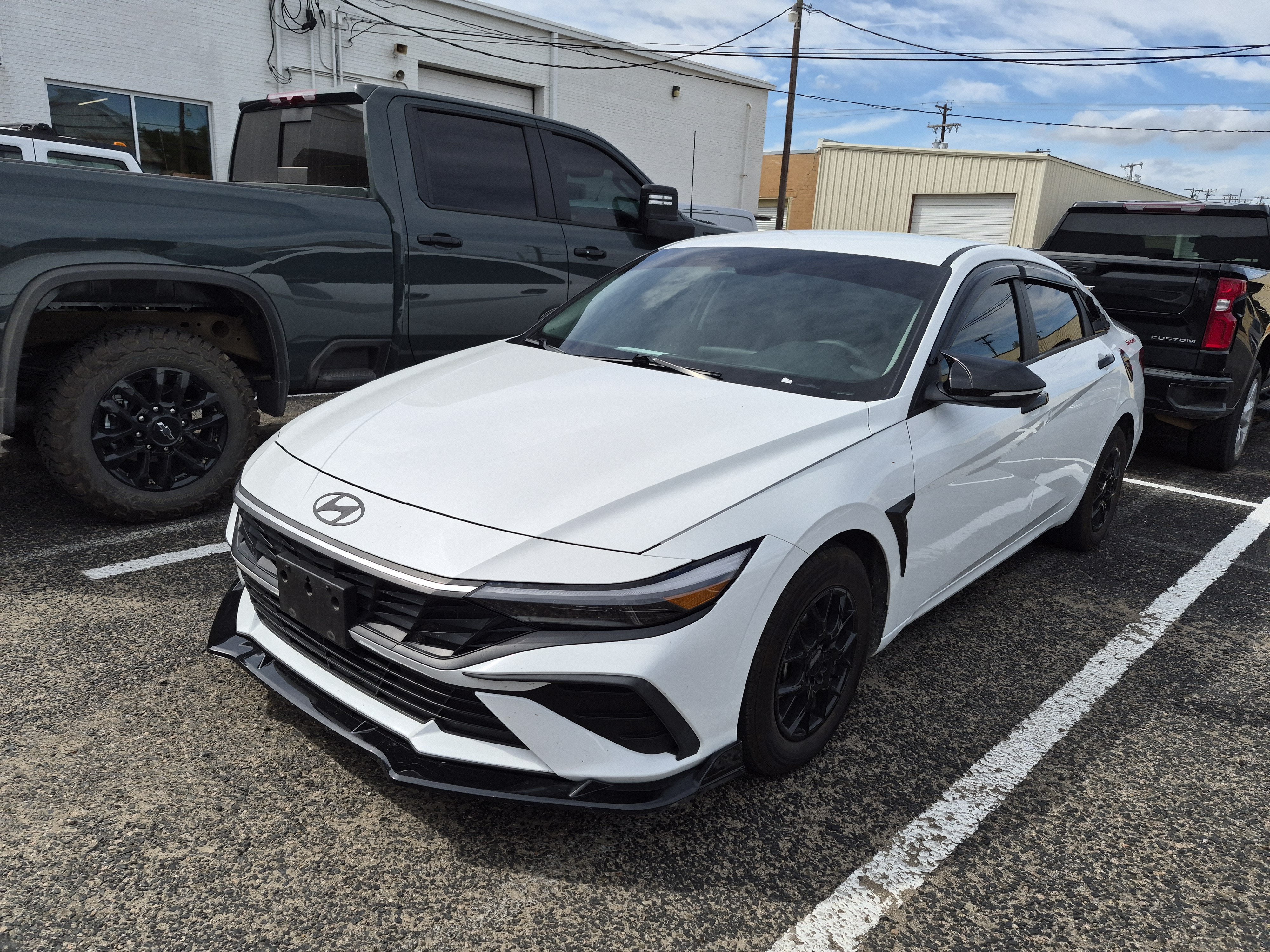 2024 Hyundai Elantra SE
