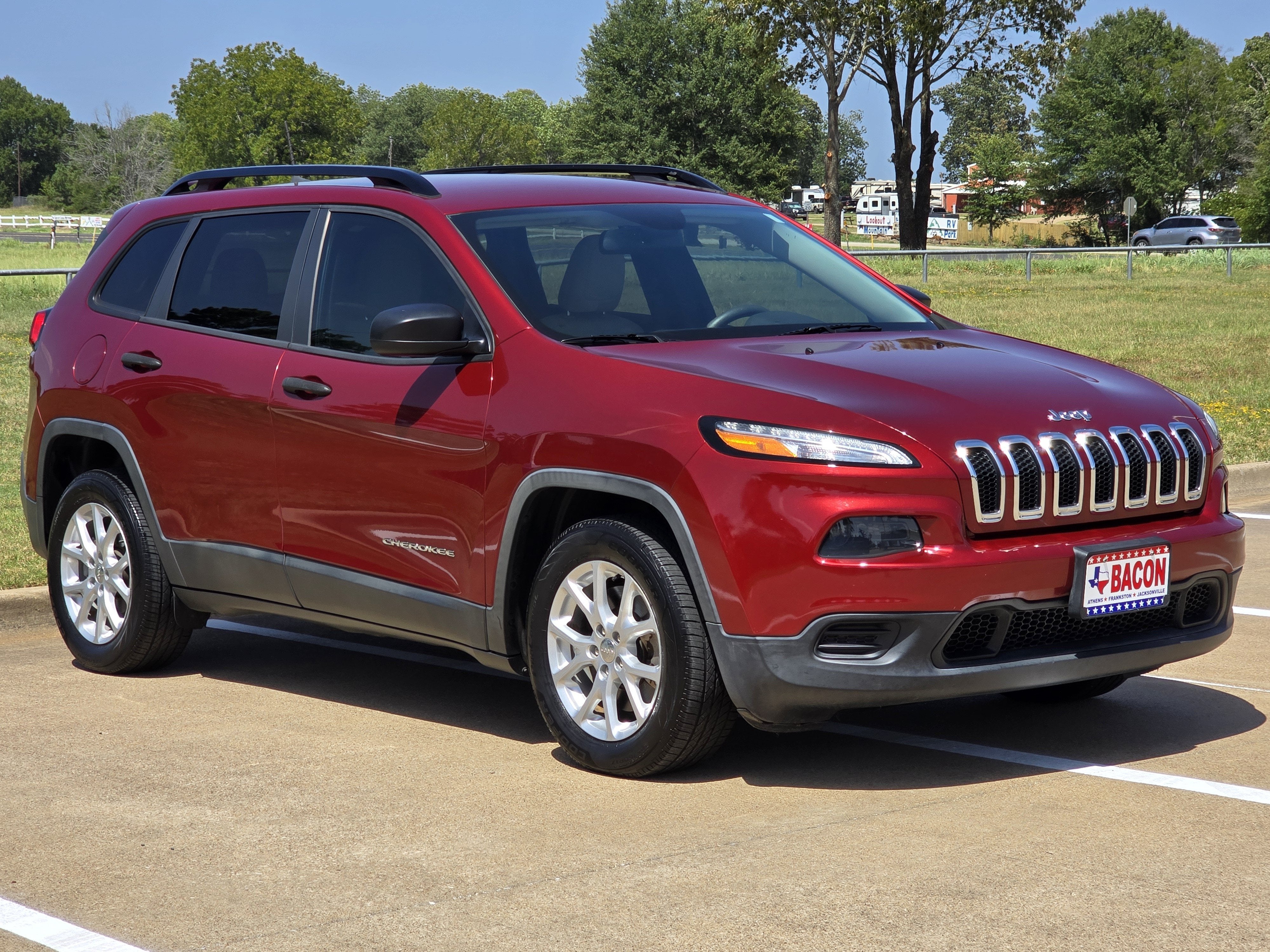 2016 Jeep Cherokee Sport