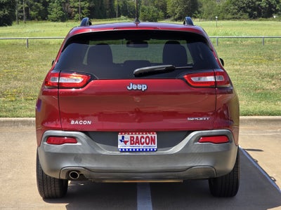 2016 Jeep Cherokee Sport