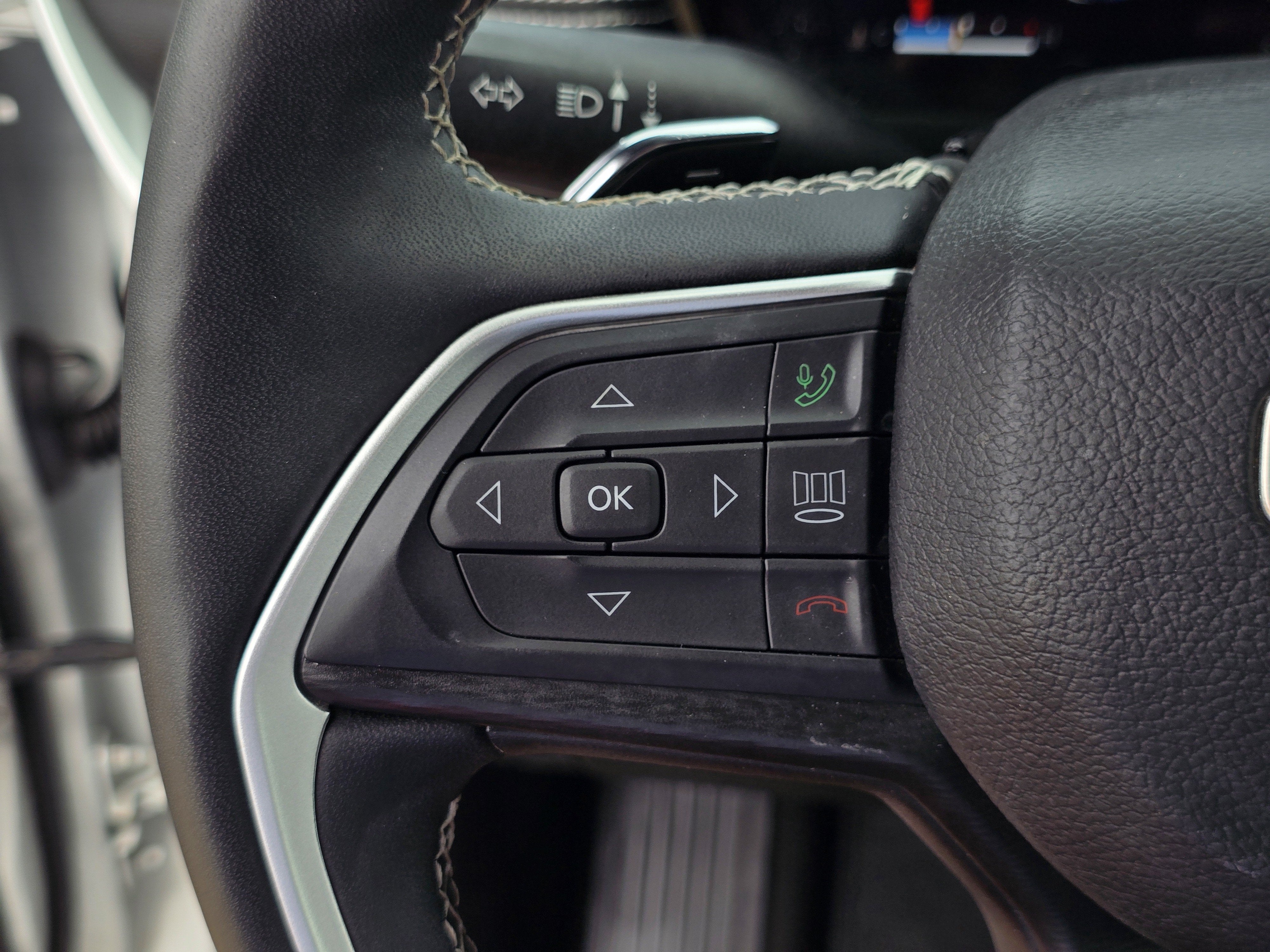 2023 Jeep Grand Cherokee L Altitude