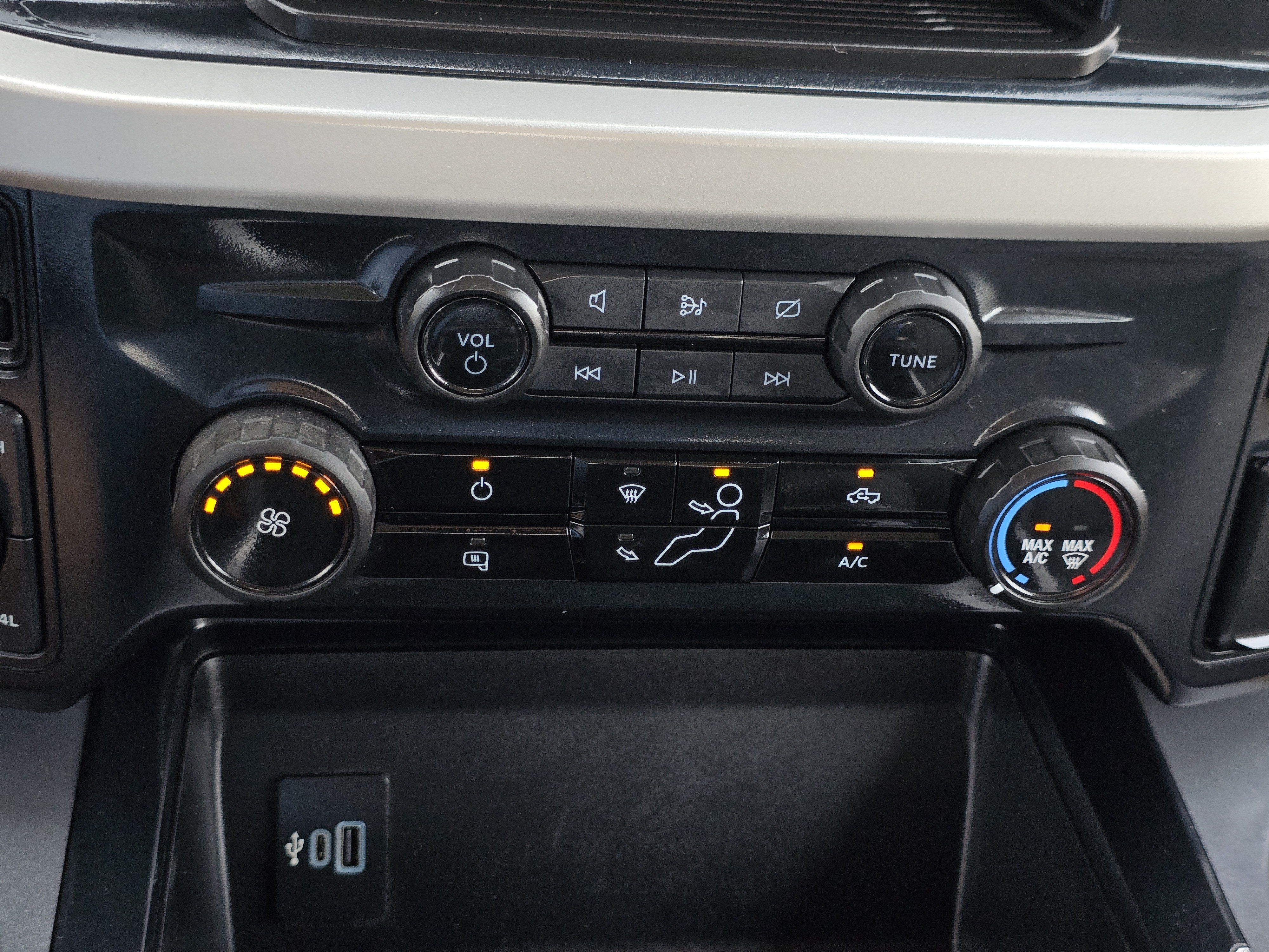 2024 Ford Super Duty F-250 SRW XLT