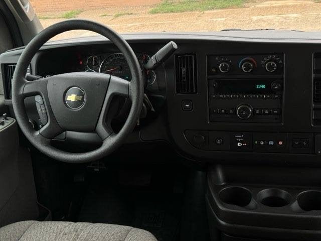2025 Chevrolet Express Passenger LT