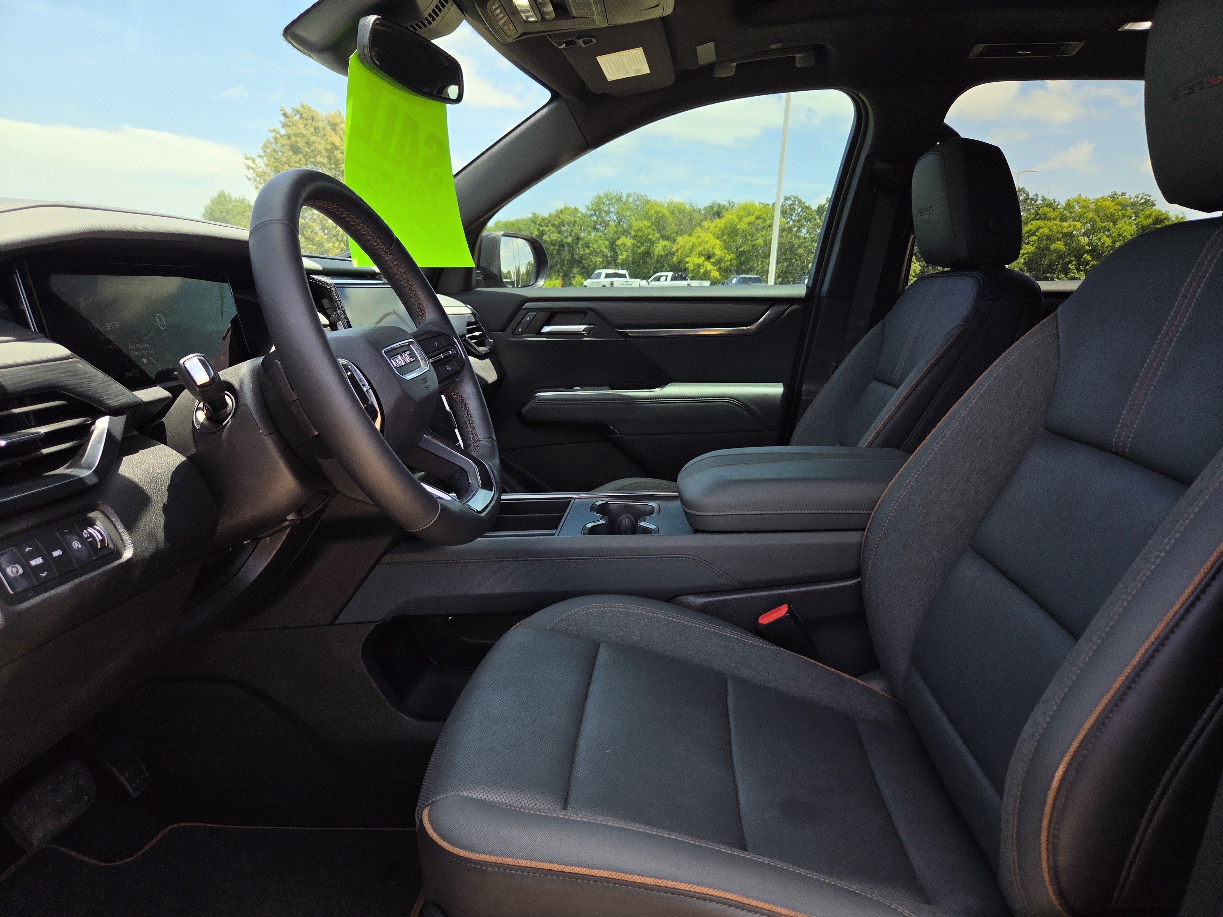 2024 GMC Acadia AWD AT4