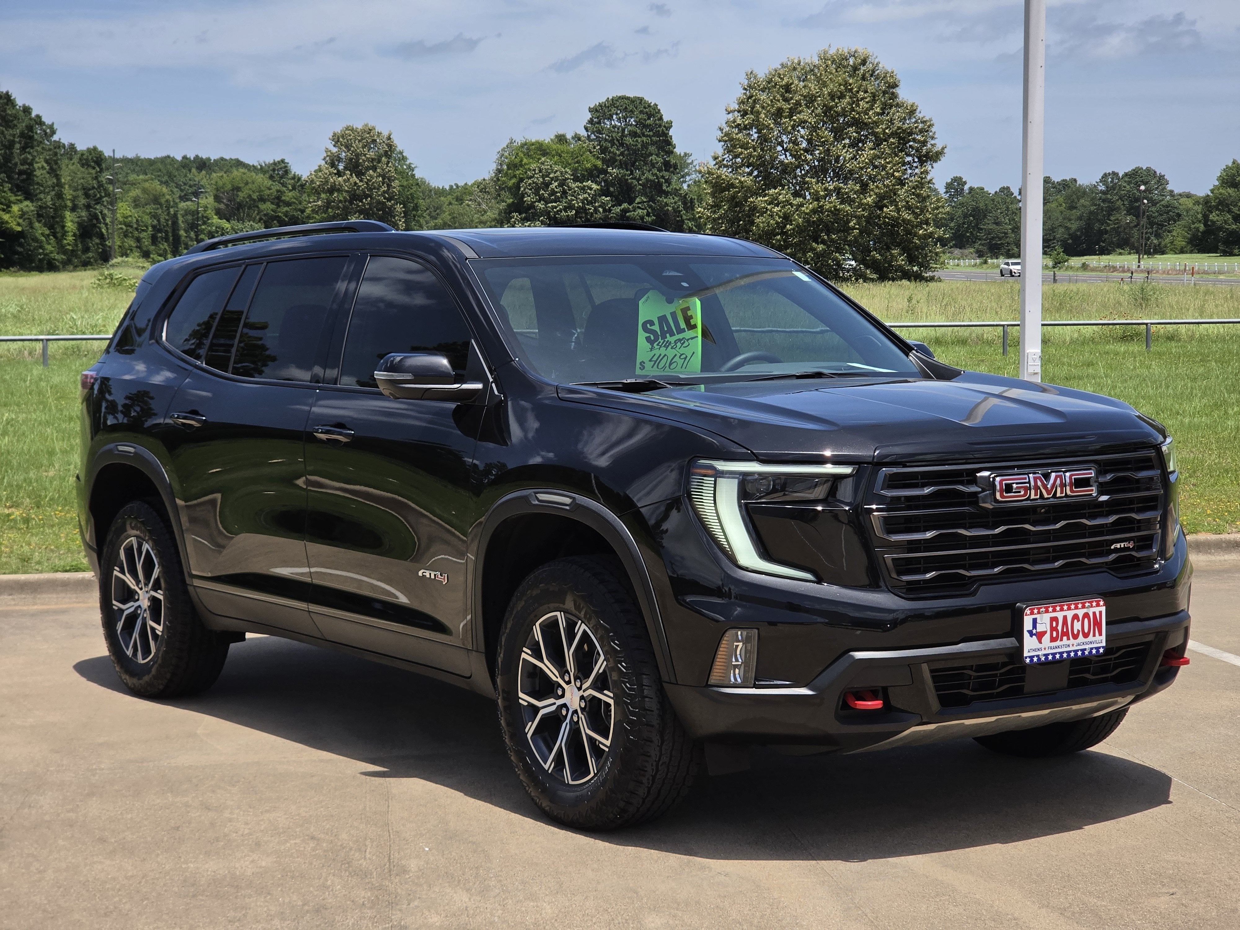 2024 GMC Acadia AWD AT4