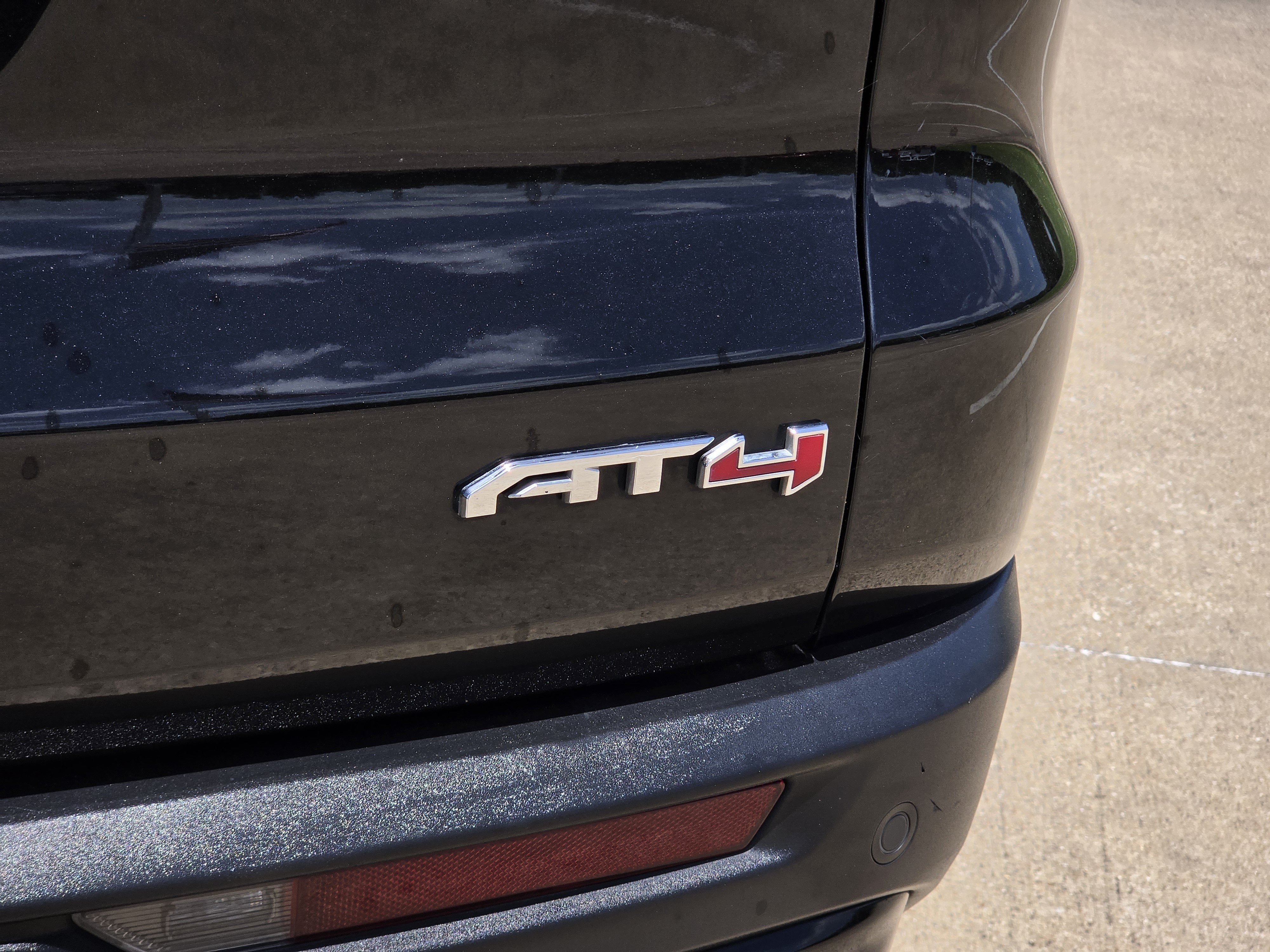 2024 GMC Acadia AWD AT4