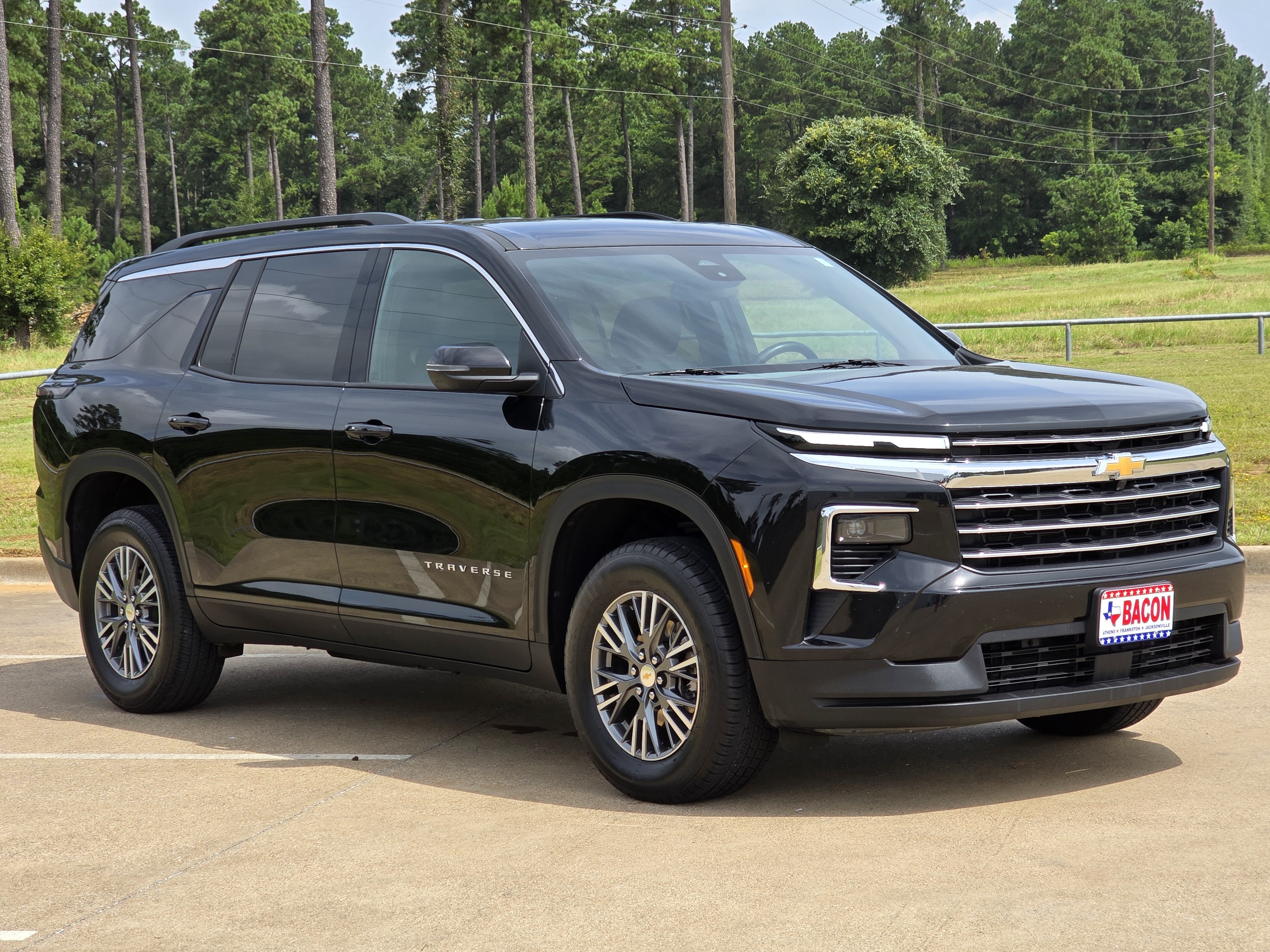 2025 Chevrolet Traverse FWD LT