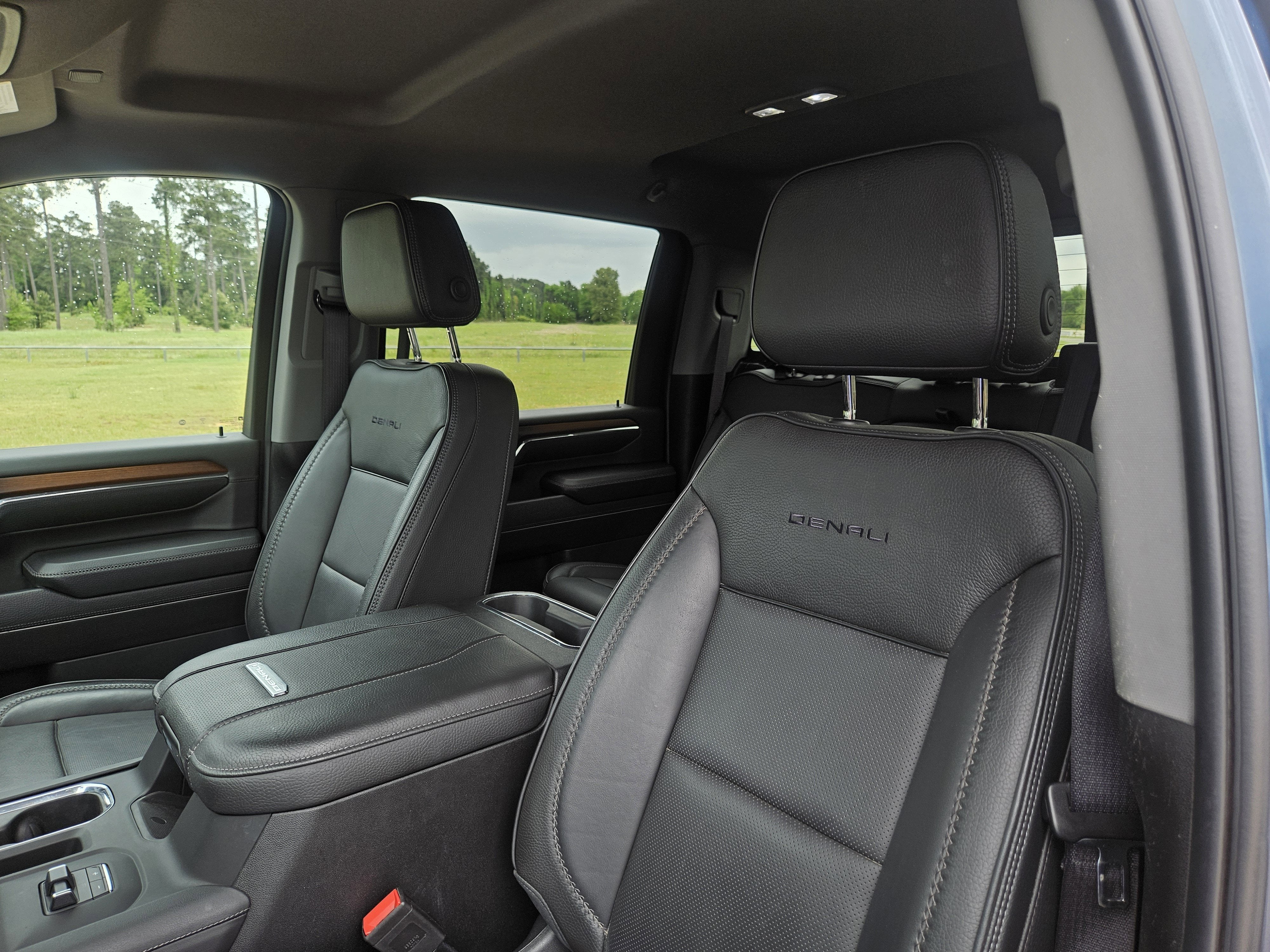 2024 GMC Sierra 2500HD Denali