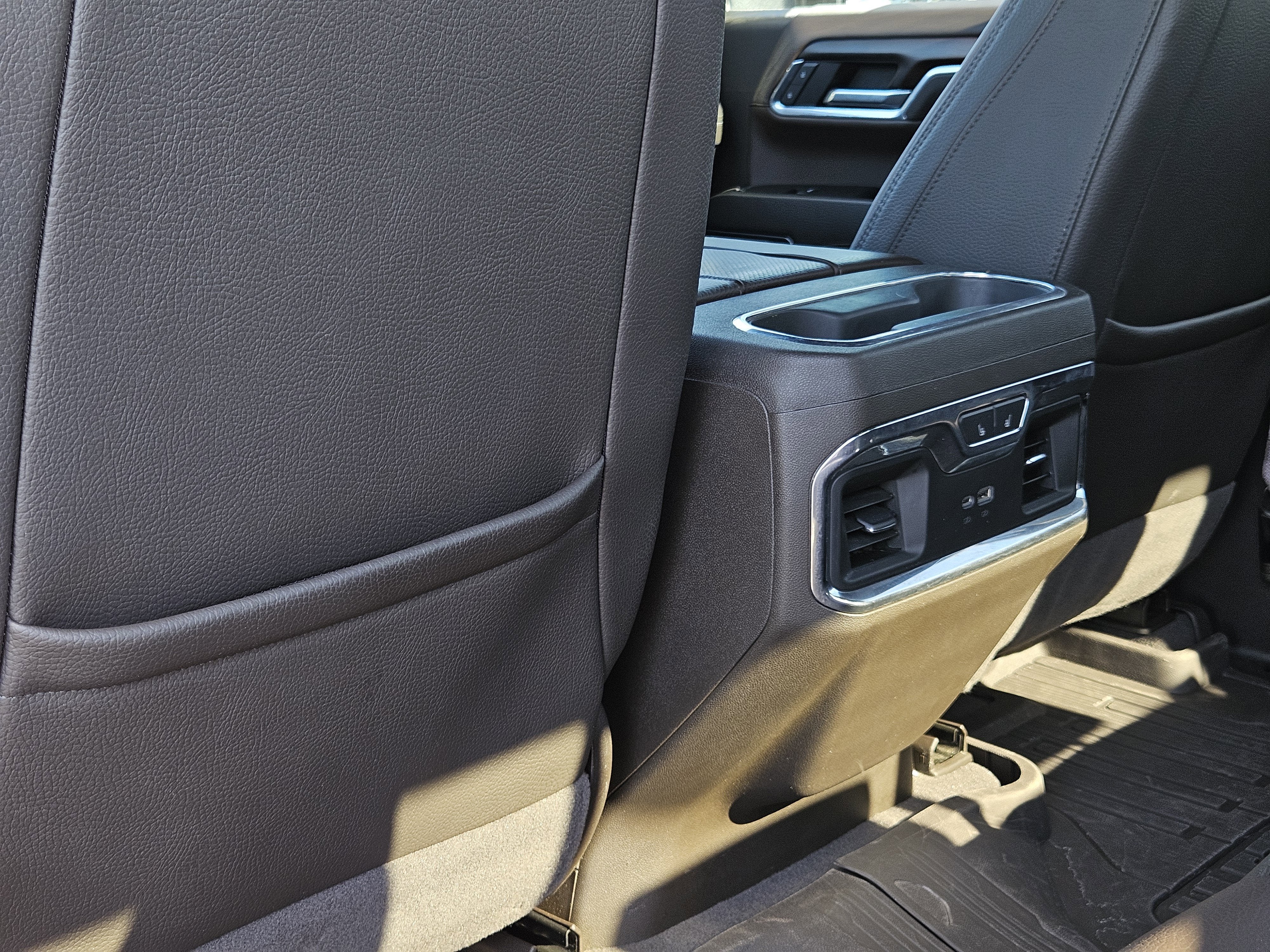 2024 GMC Sierra 3500HD Denali