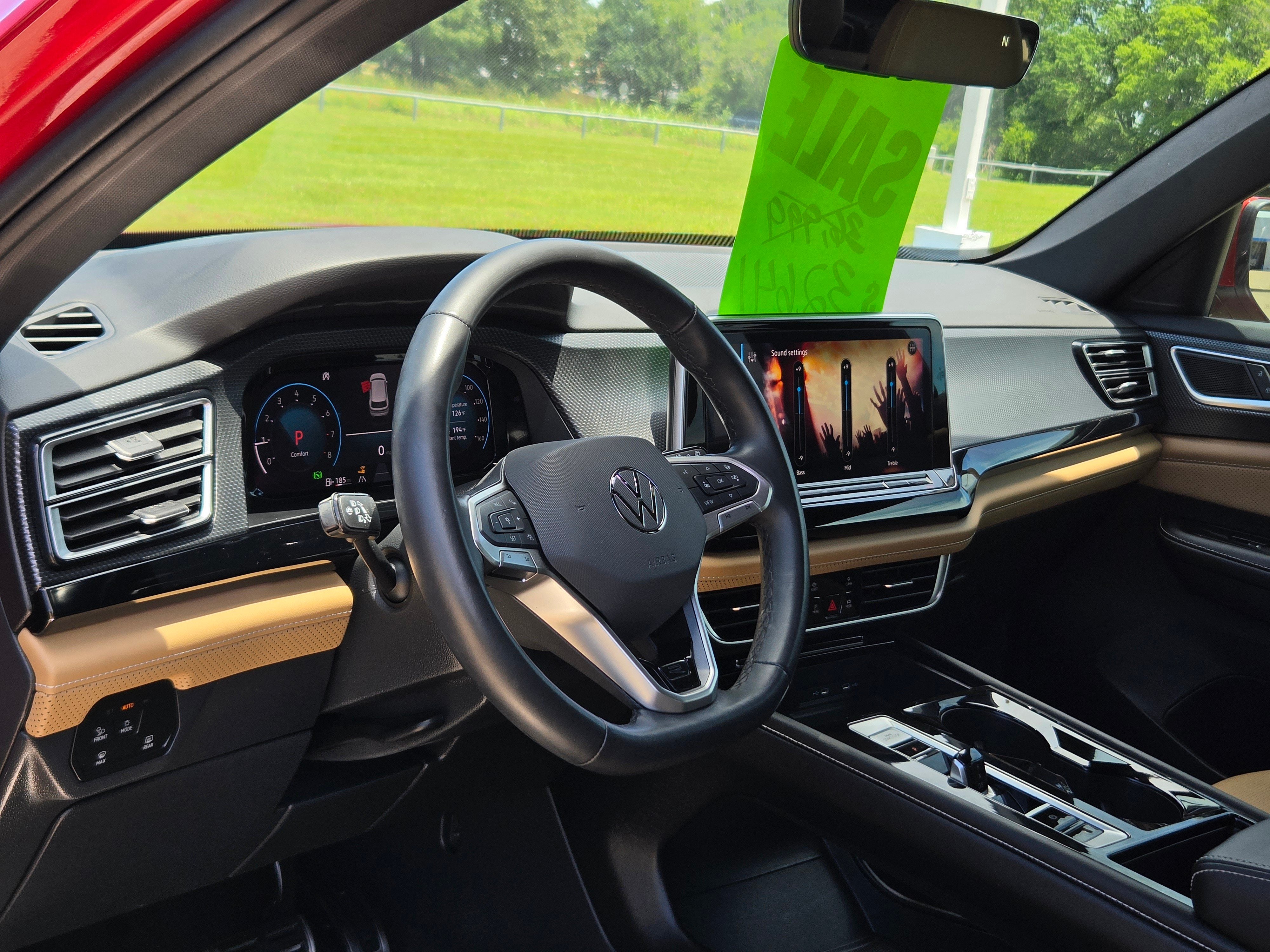 2024 Volkswagen Atlas Cross Sport 2.0T SEL R-Line