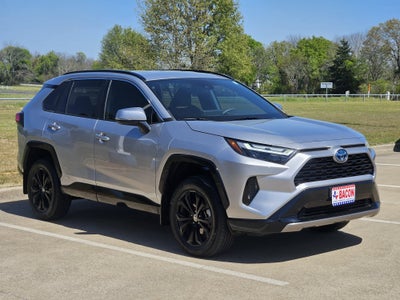 2023 Toyota RAV4 Hybrid SE