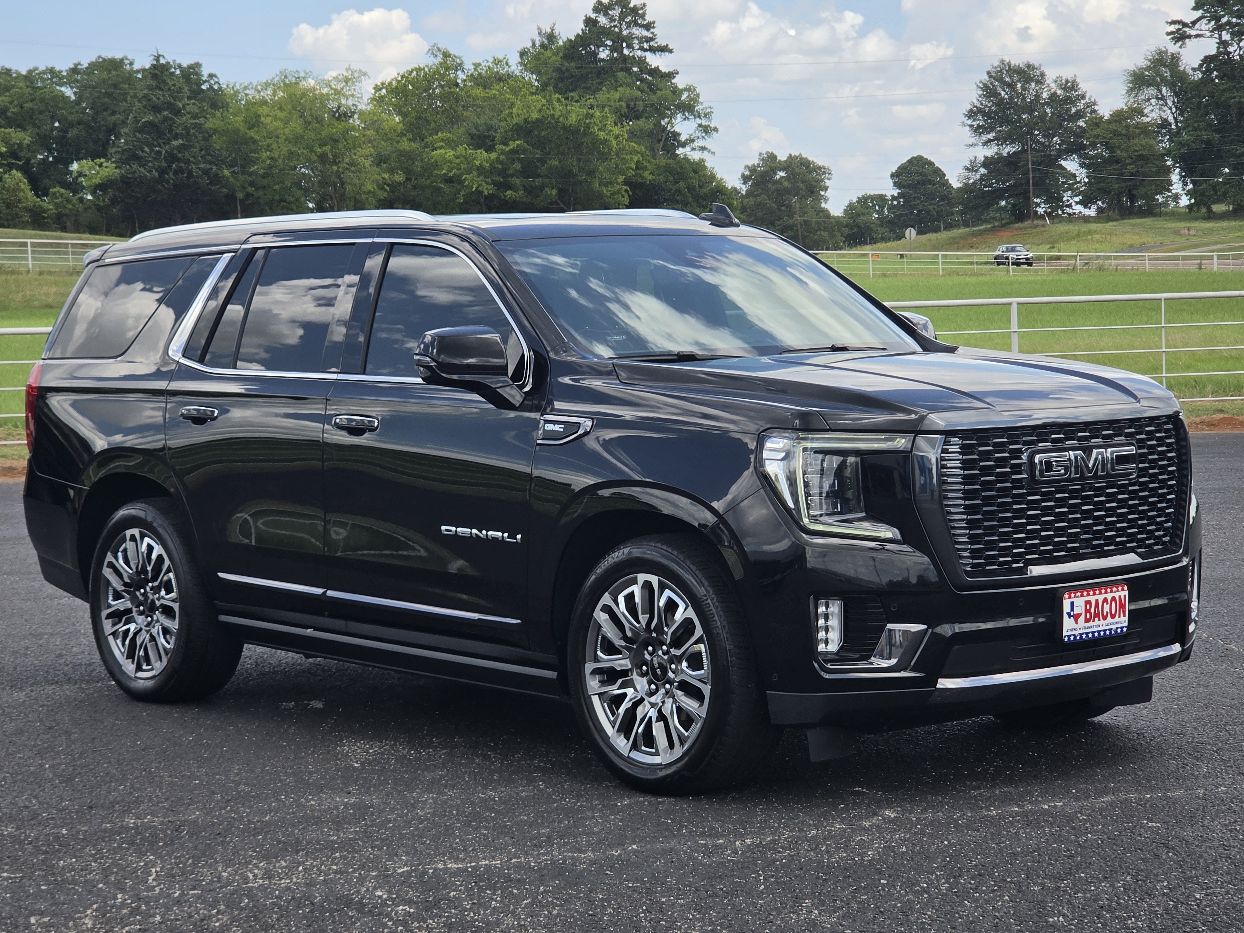 2023 GMC Yukon Denali Ultimate