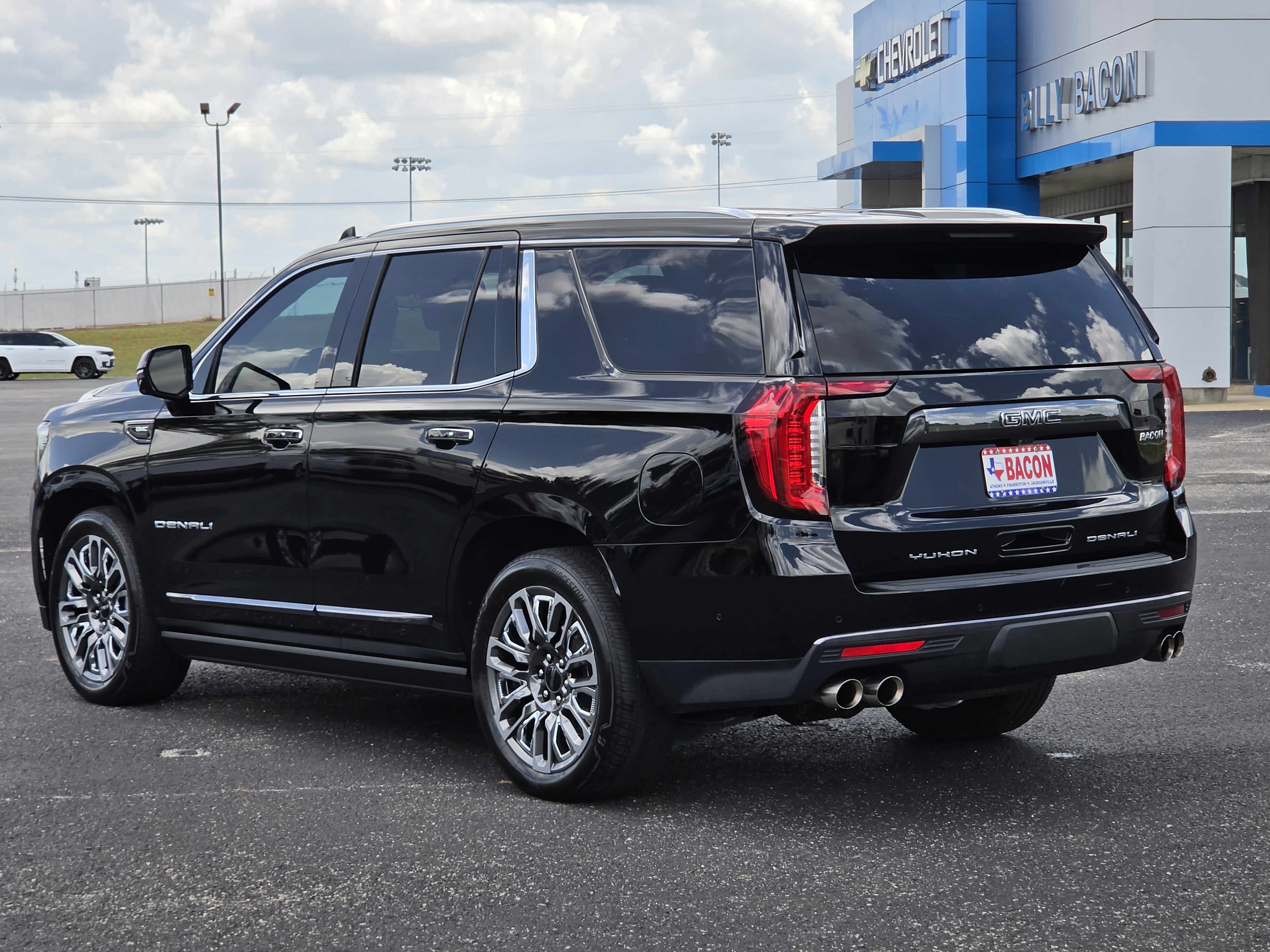 2023 GMC Yukon Denali Ultimate