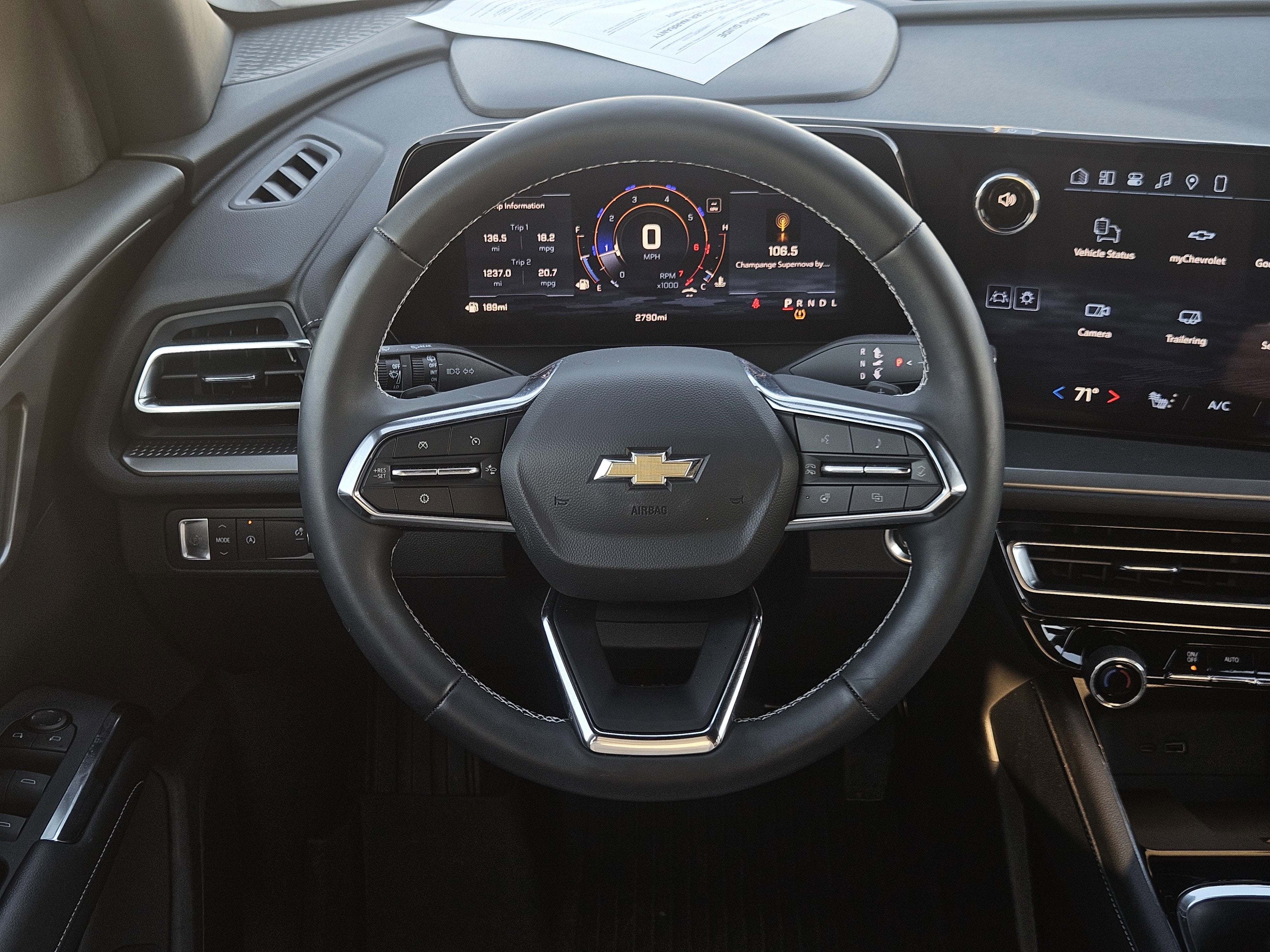 2026 Chevrolet Traverse FWD LT