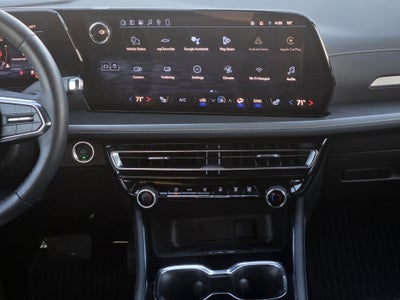 2026 Chevrolet Traverse FWD LT