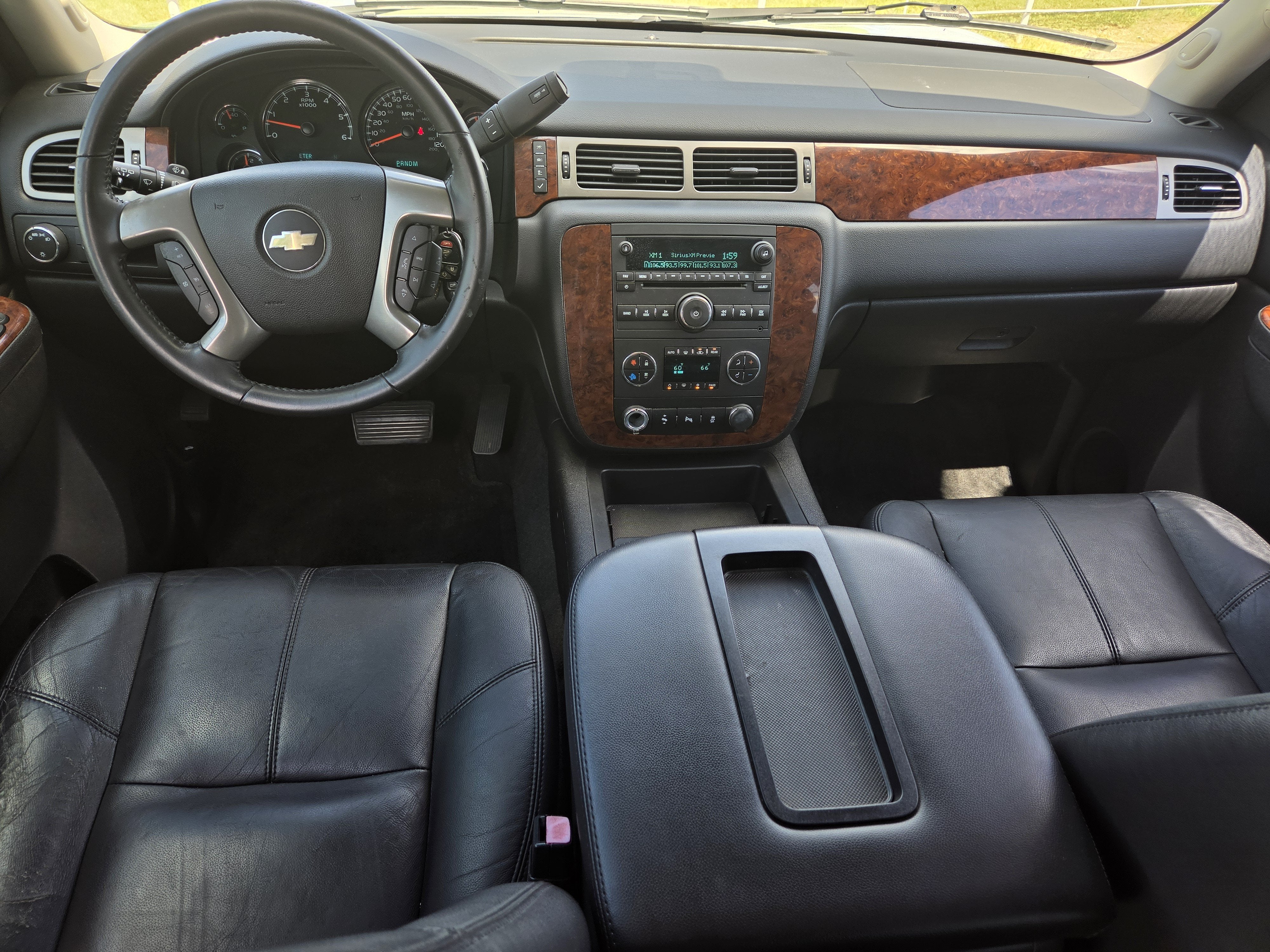 2014 Chevrolet Suburban LT