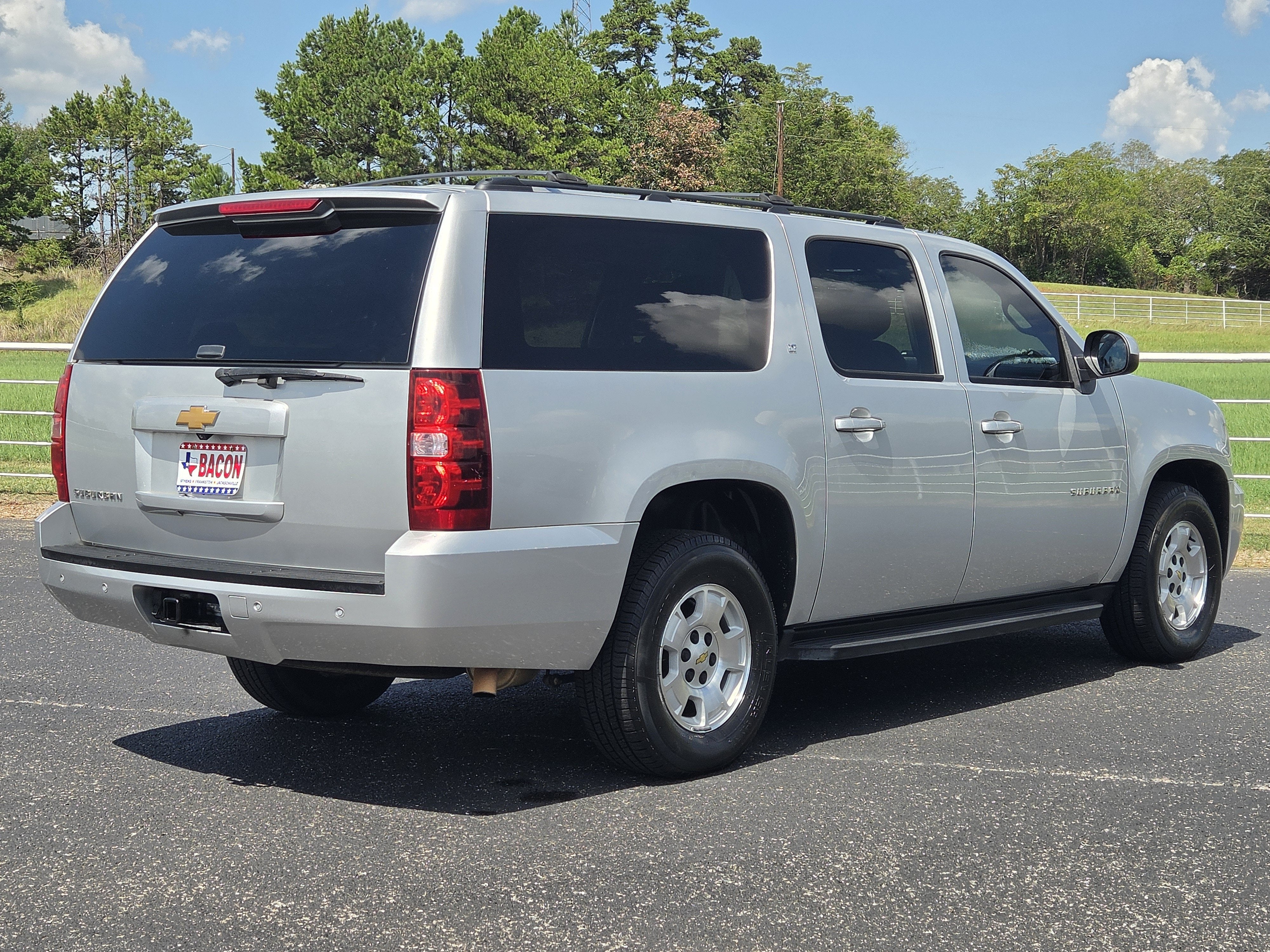 2014 Chevrolet Suburban LT