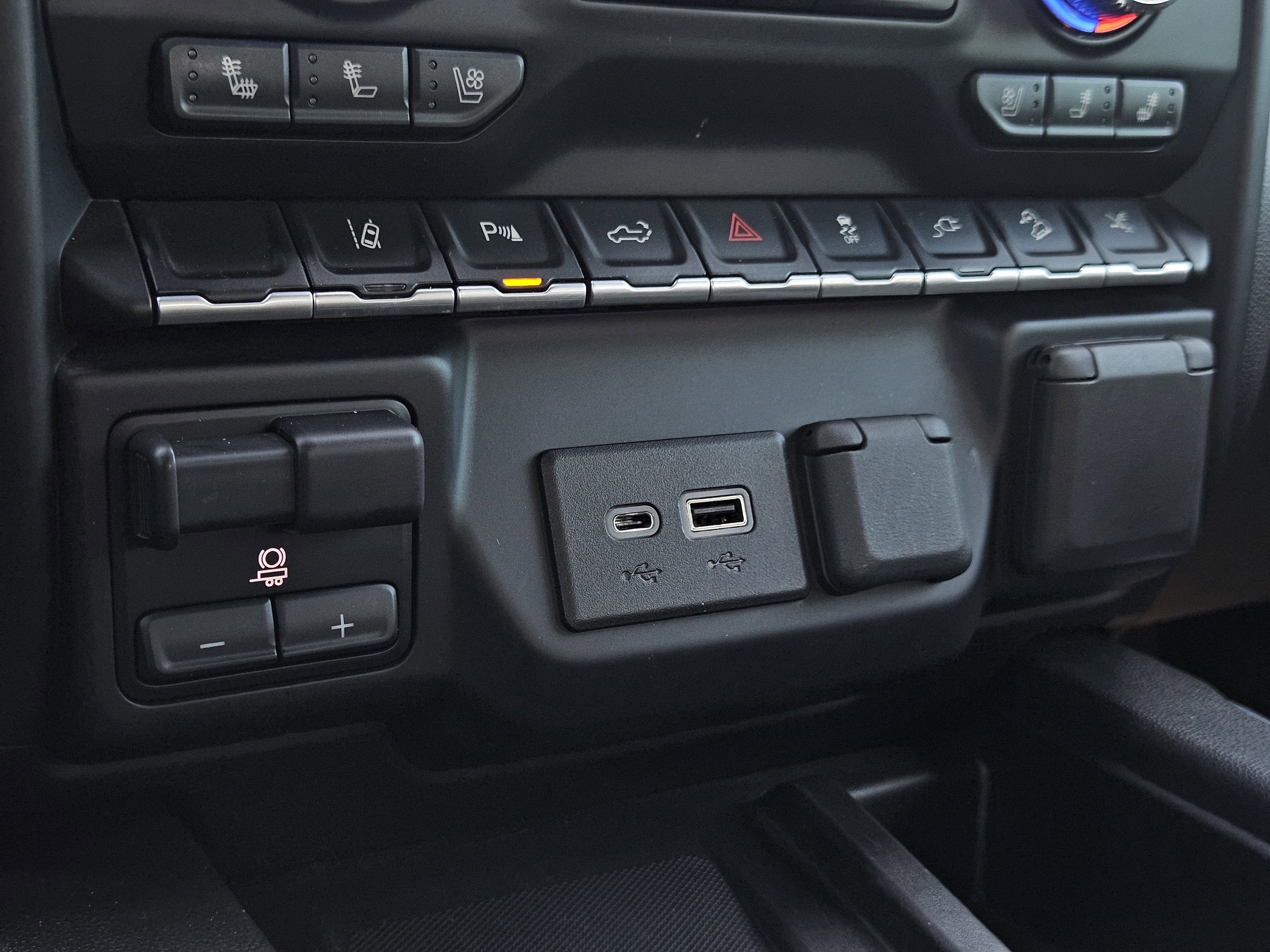 2022 GMC Sierra 2500HD AT4