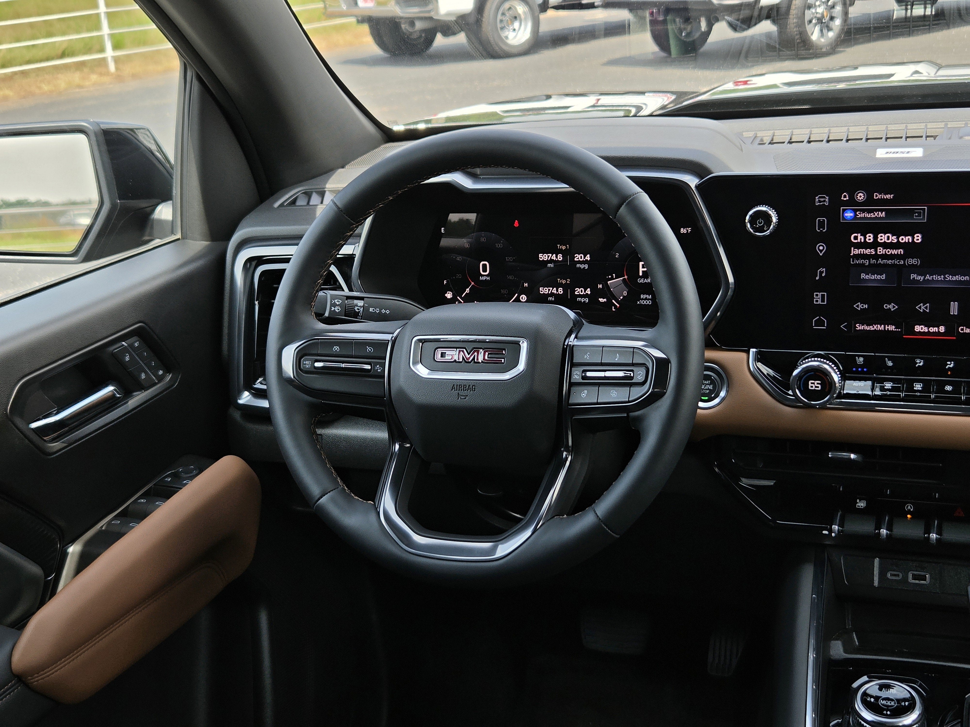 2025 GMC Canyon 4WD AT4