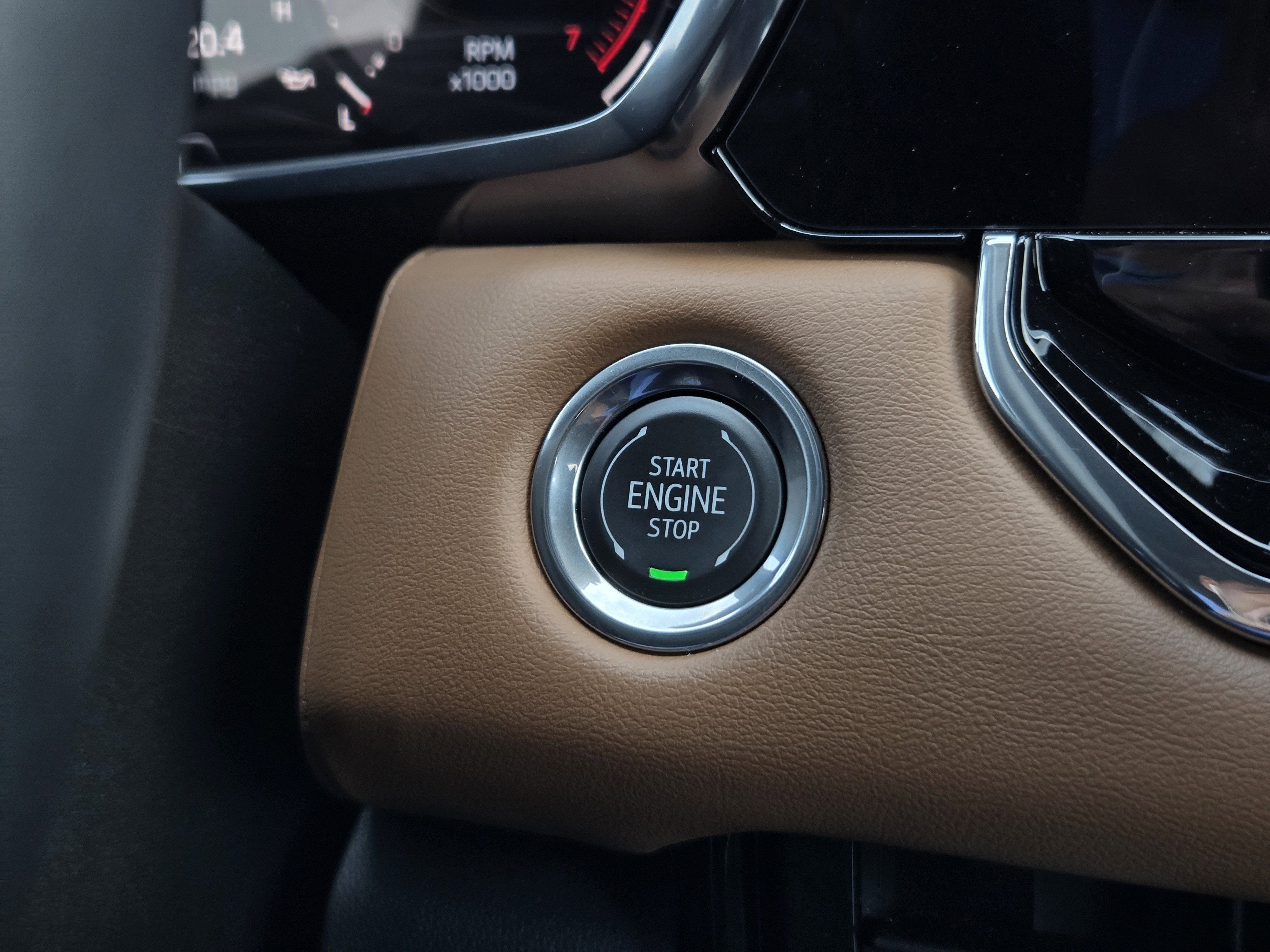 2025 GMC Canyon 4WD AT4