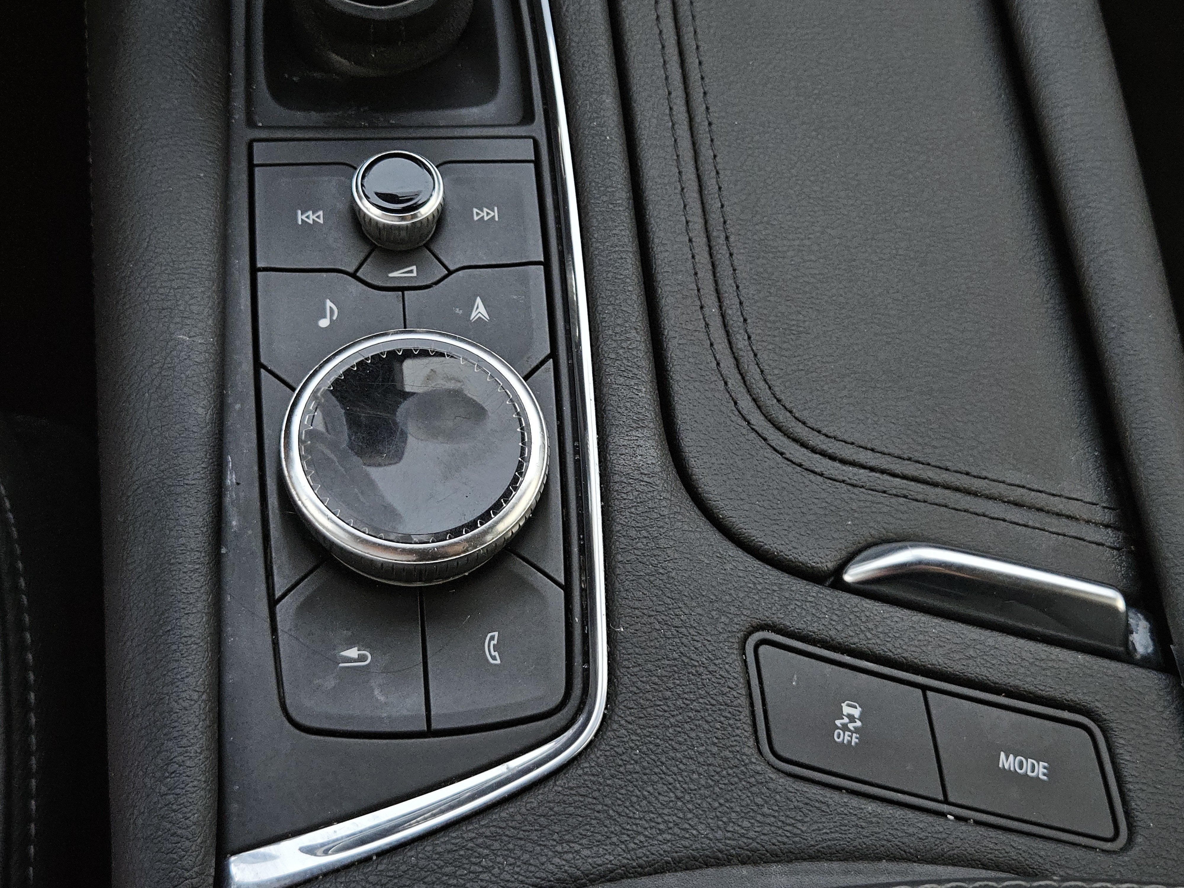 2020 Cadillac XT6 FWD Premium Luxury