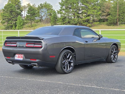 2022 Dodge Challenger SXT