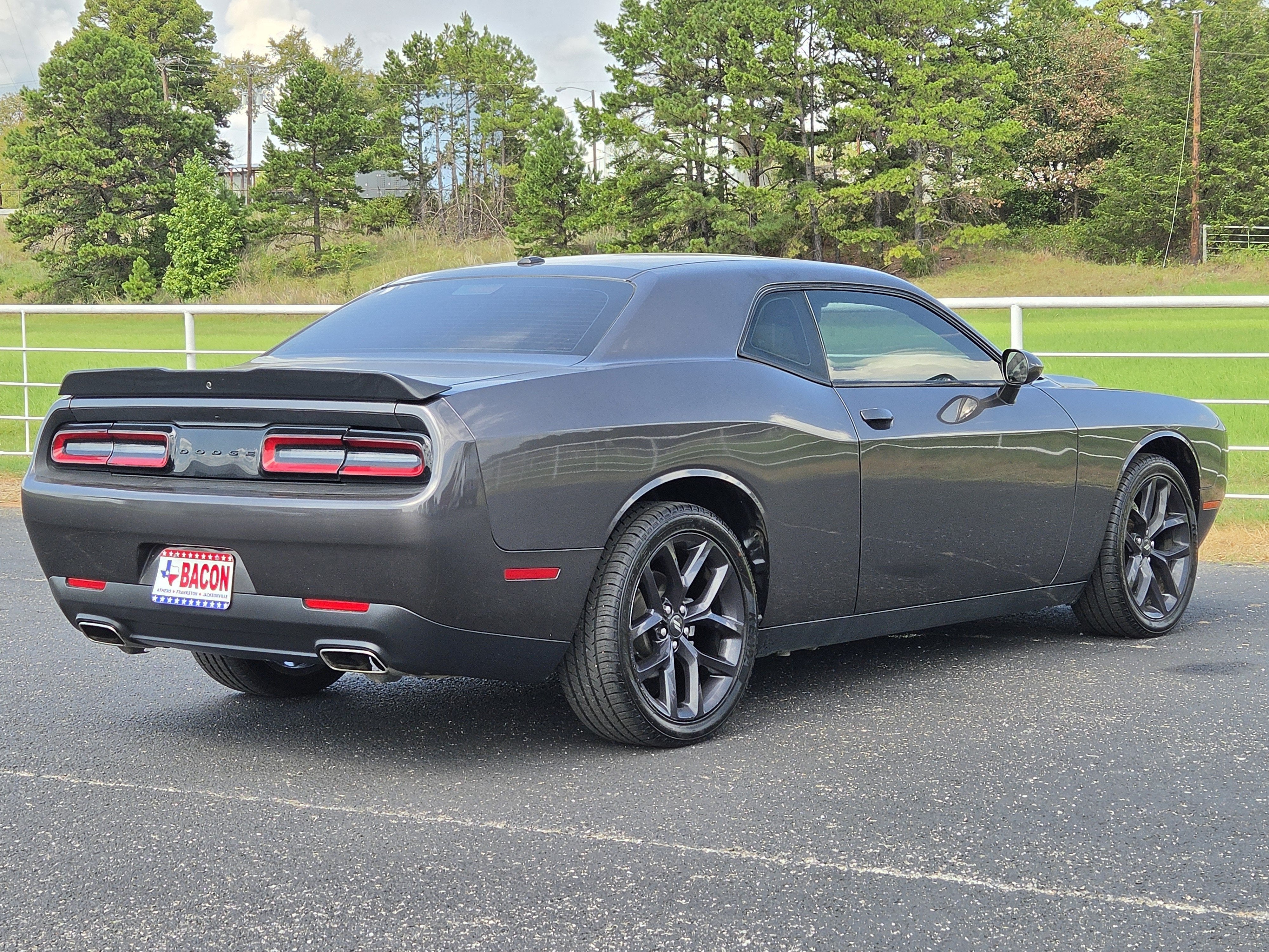 2022 Dodge Challenger SXT