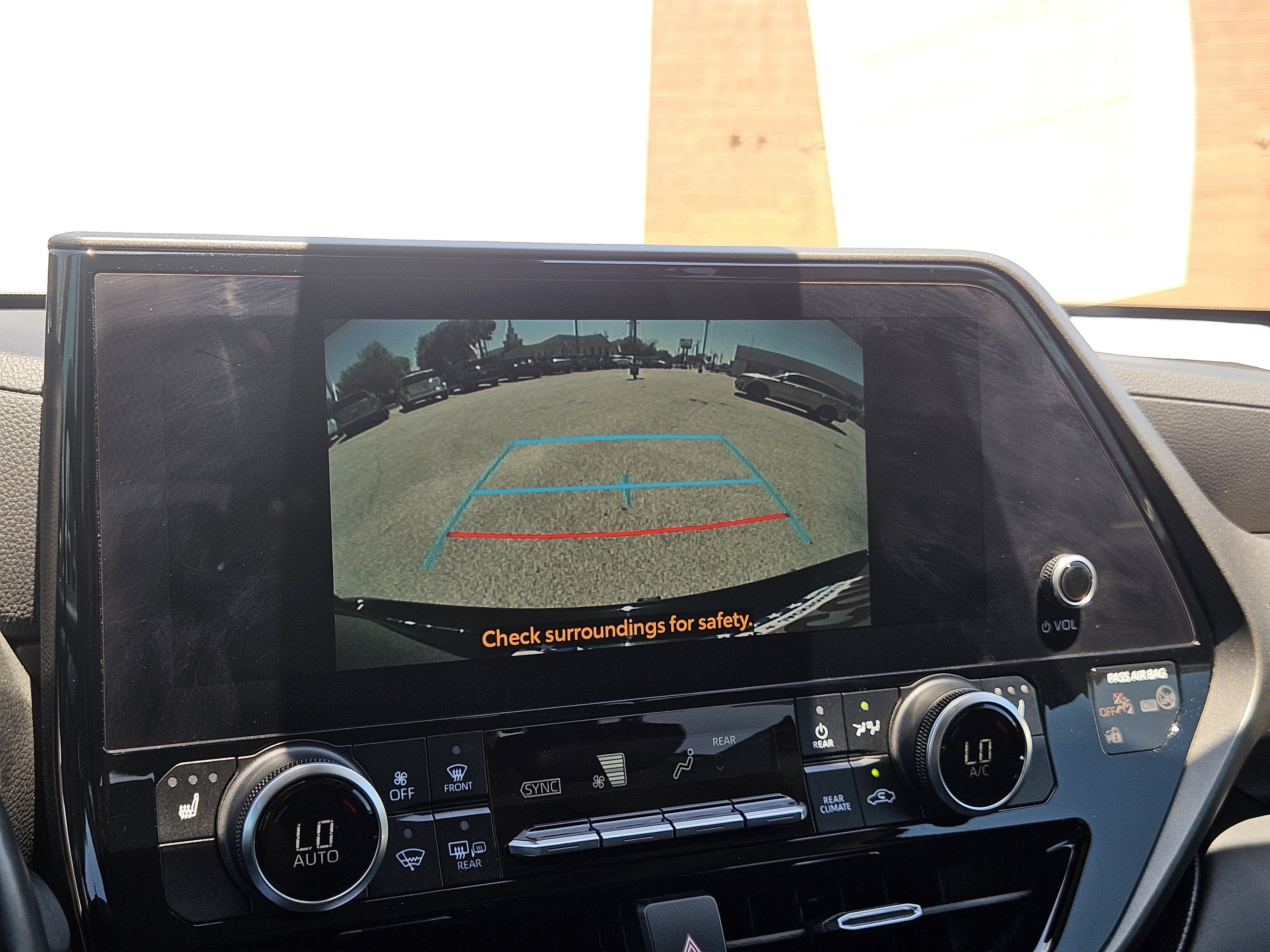 2023 Toyota Highlander BASE