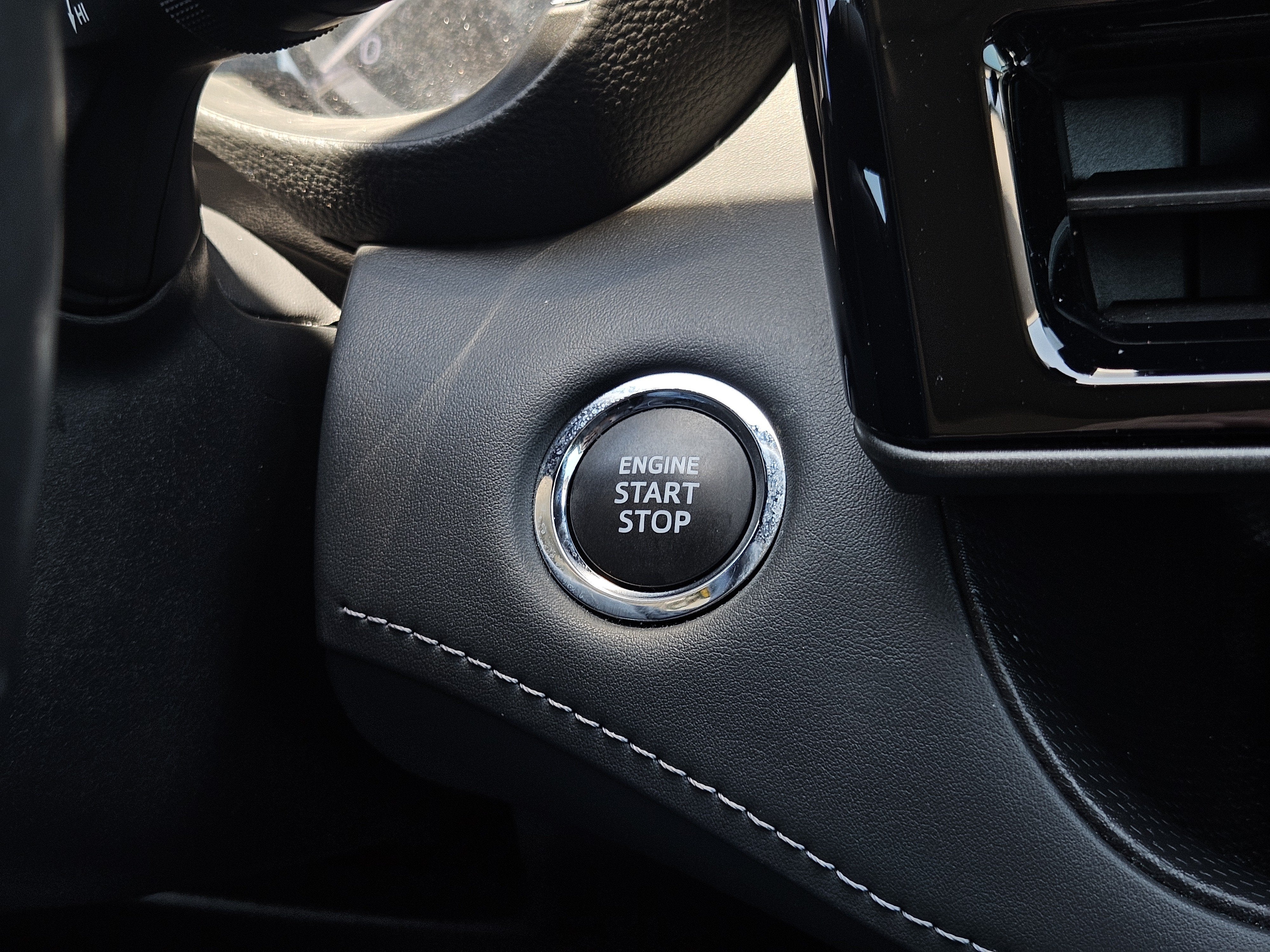 2023 Toyota Highlander BASE